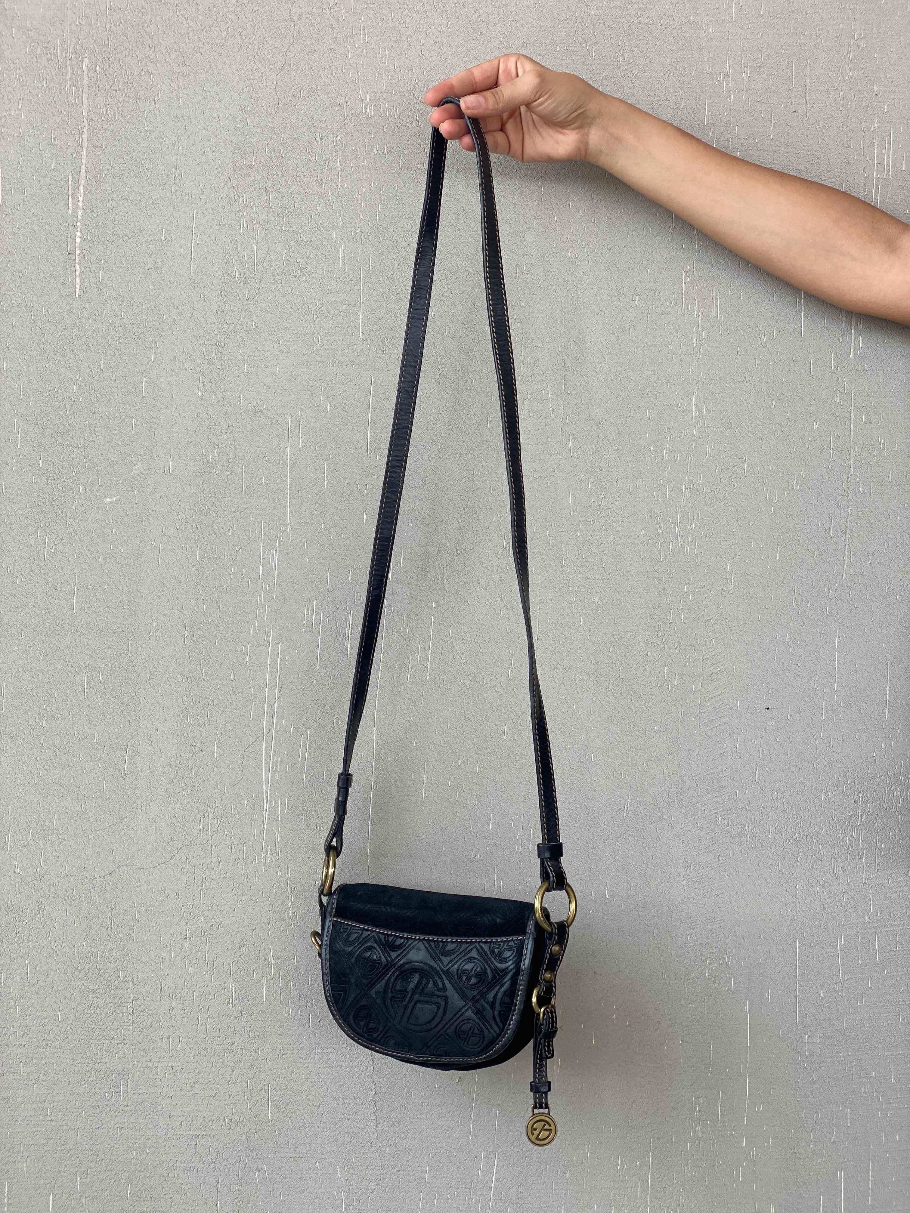 FRANCESCO-Men's handmade genuine leather crossbody bag with flap button  closure | Venice Leather