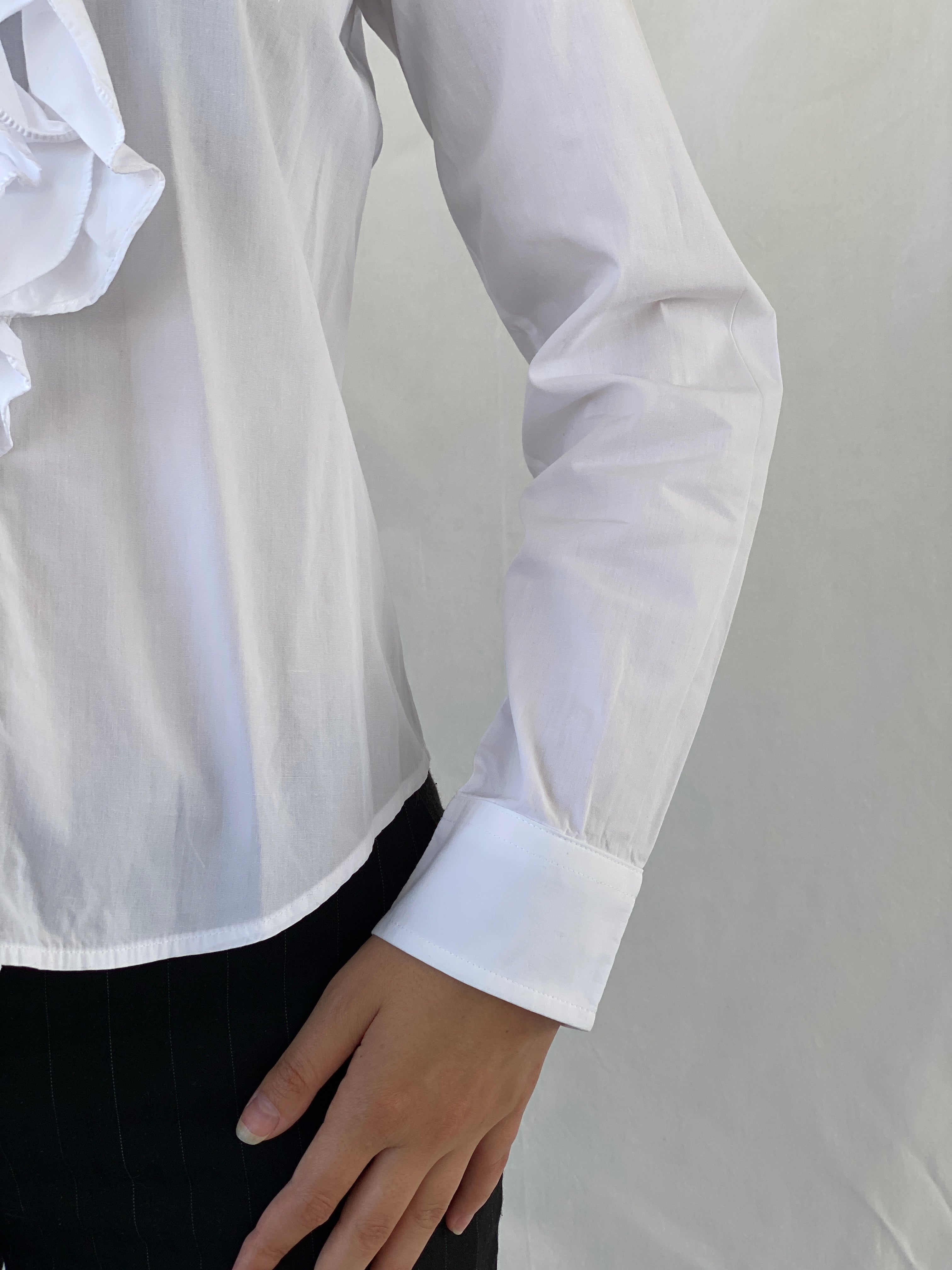 Lauren By Ralph Lauren Long Sleeve Button Up Office Shirt White Ruffle Blouse - S - Balagan Vintage Full Sleeve Shirt 00s, Ayah, consignment, full sleeve shirt, Hala, NEW IN, Office core, ralph lauren, summer