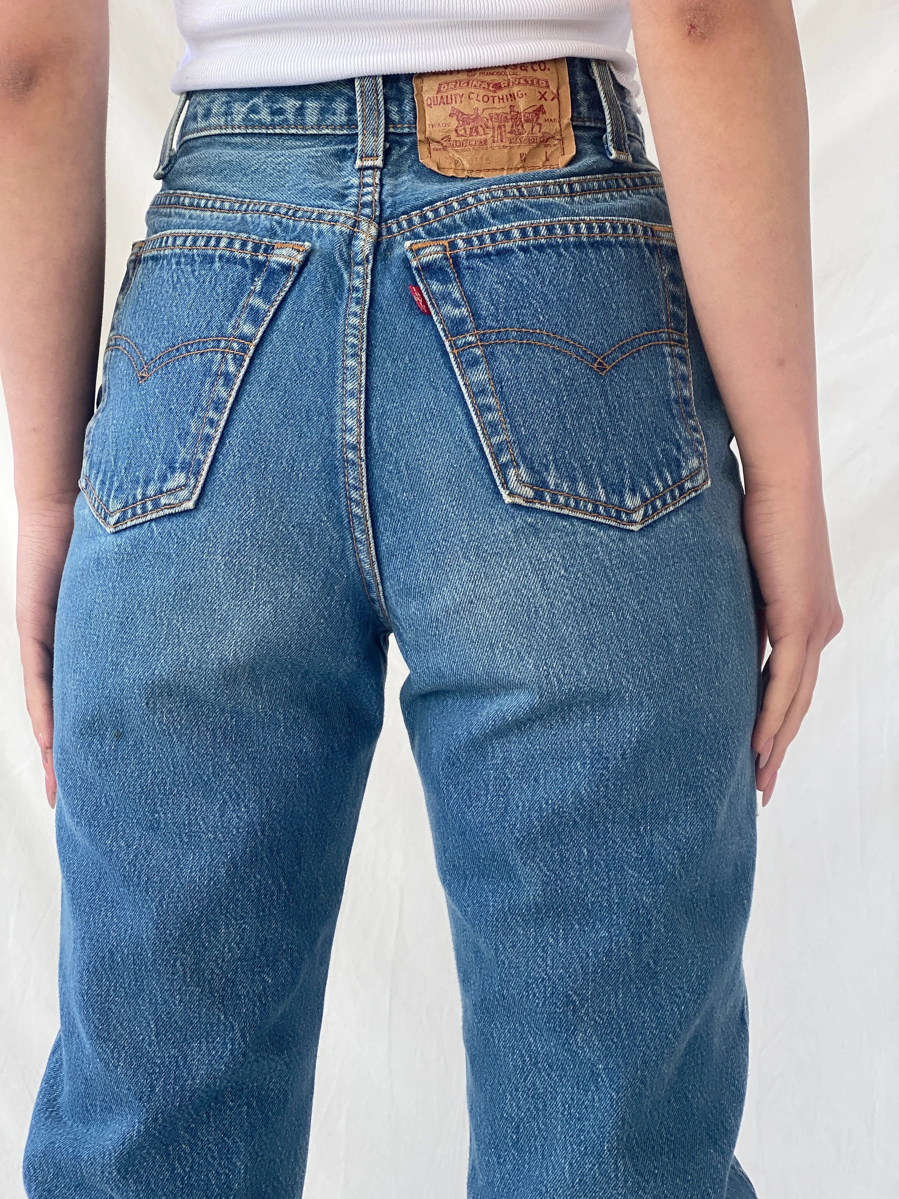 Levi’s High Rise Women’s Straight Cut Jeans - 32EUR - Balagan Vintage Jeans 90s, Christine, denim, high waisted jeans, jeans, levis, levis jeans, vintage jeans, women jeans