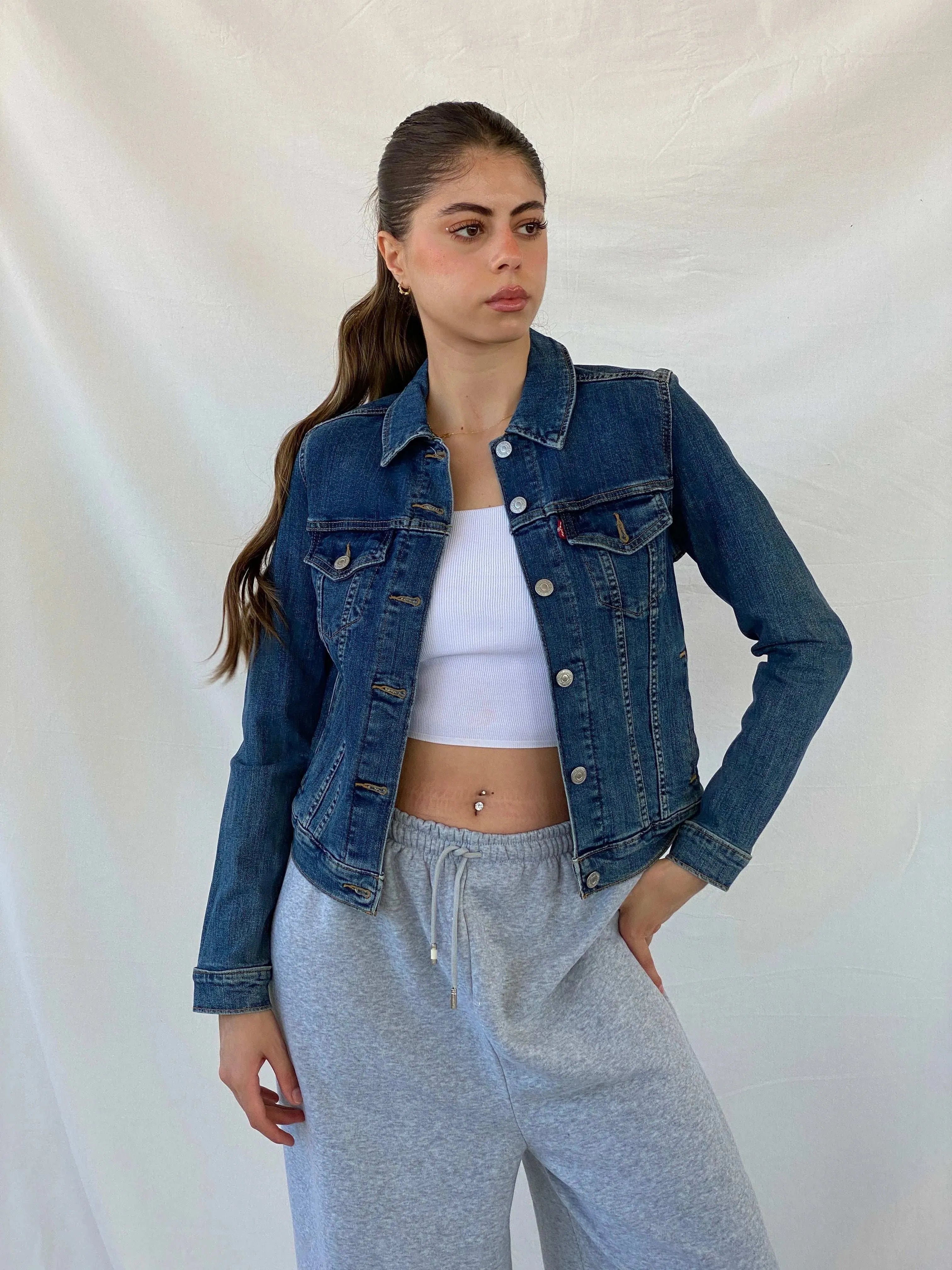 Levi’s Women’s Fitted Denim Jacket - S - Balagan Vintage Denim Jacket 00s, Coats&Jackets, denim, denim jacket, levis, levis jeans, Mira, Women's Denim Jackets