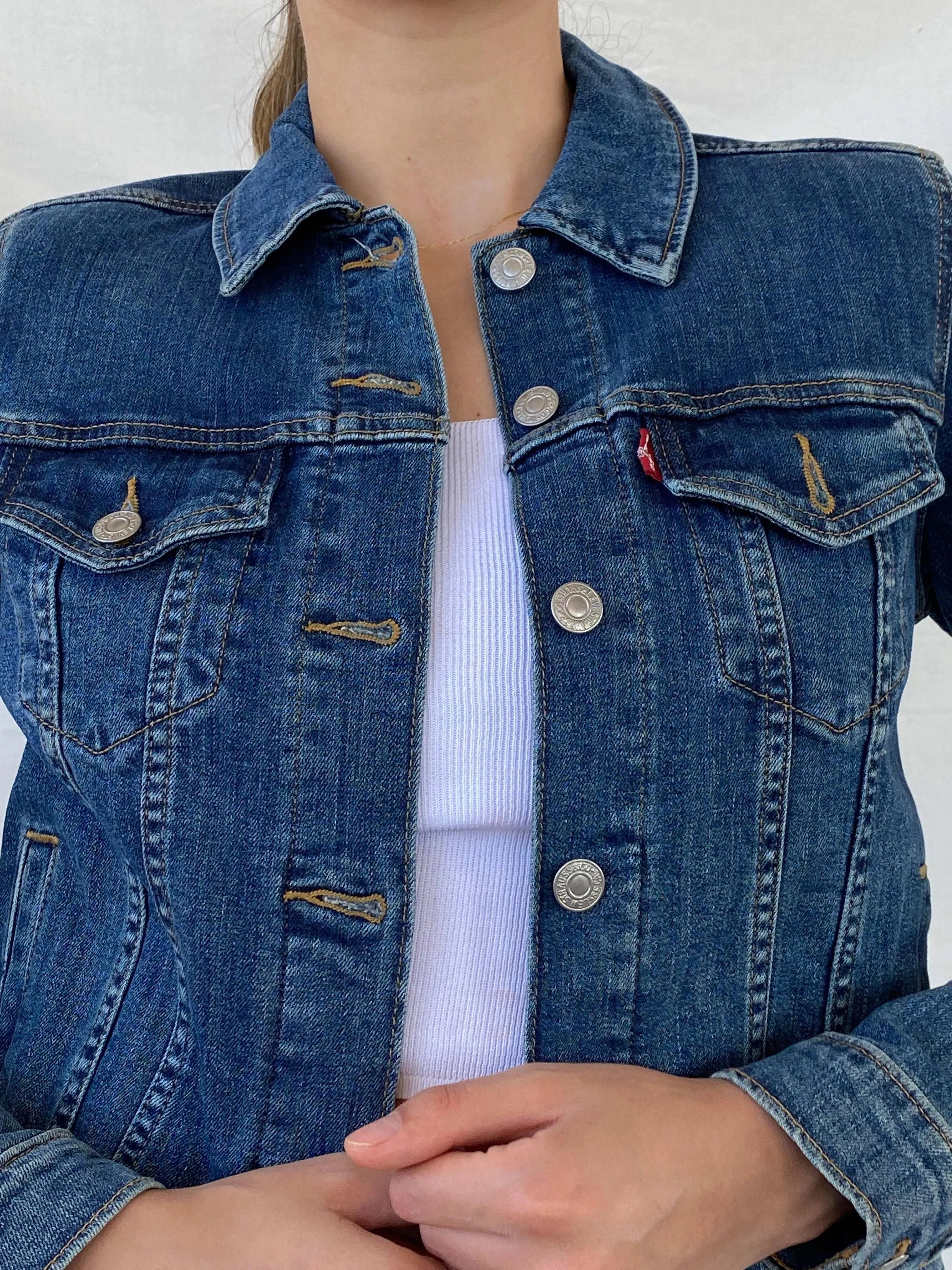 Levi’s Women’s Fitted Denim Jacket - S - Balagan Vintage Denim Jacket 00s, Coats&Jackets, denim, denim jacket, levis, levis jeans, Mira, Women's Denim Jackets