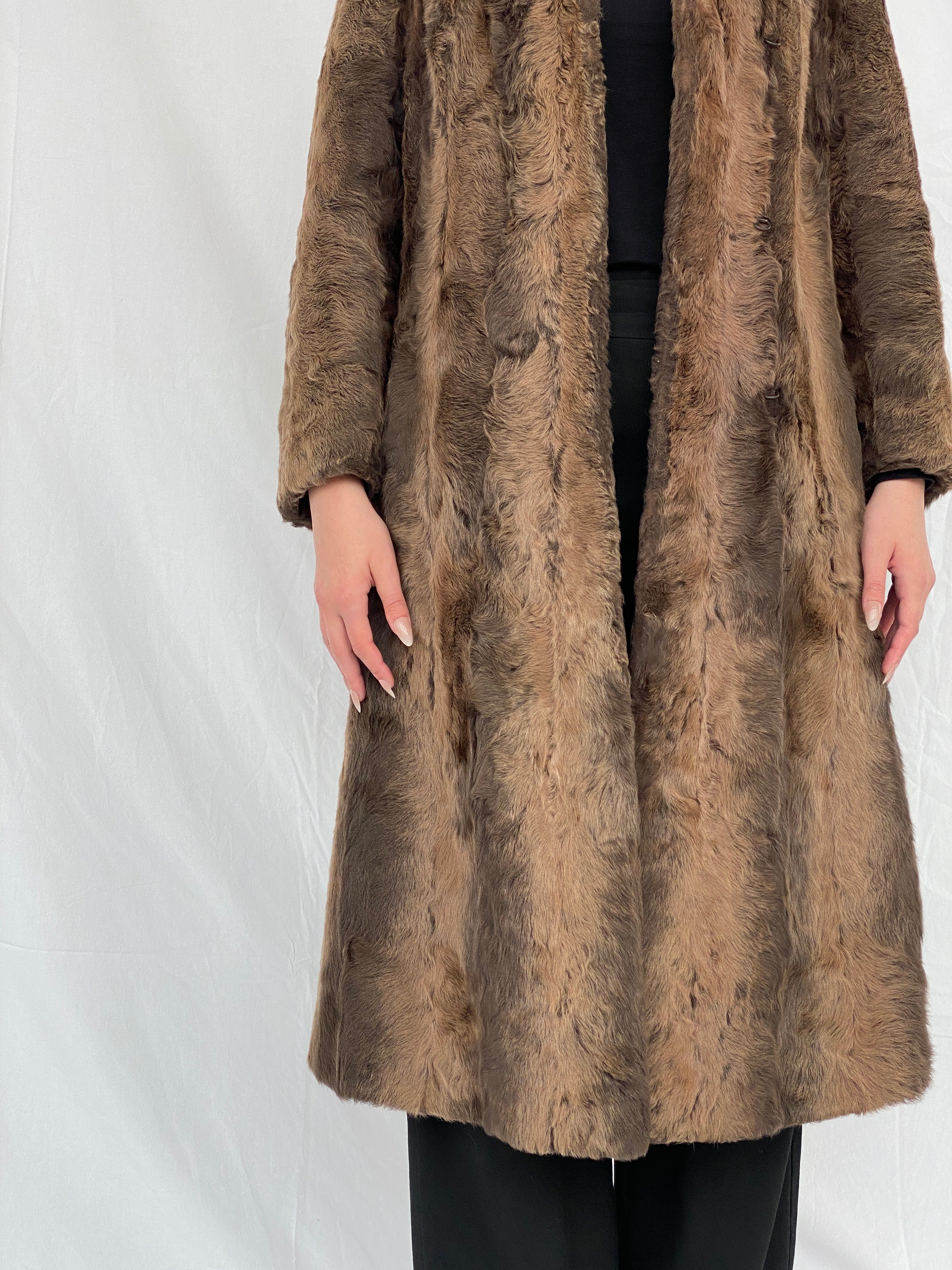 Luxurious Vintage Blankenburg Frankenthal/Pfalz Real Fur Coat - M - Balagan Vintage Coat Ayah, coat, fur jacket, rare find, rare vintage, vintage coat, winter