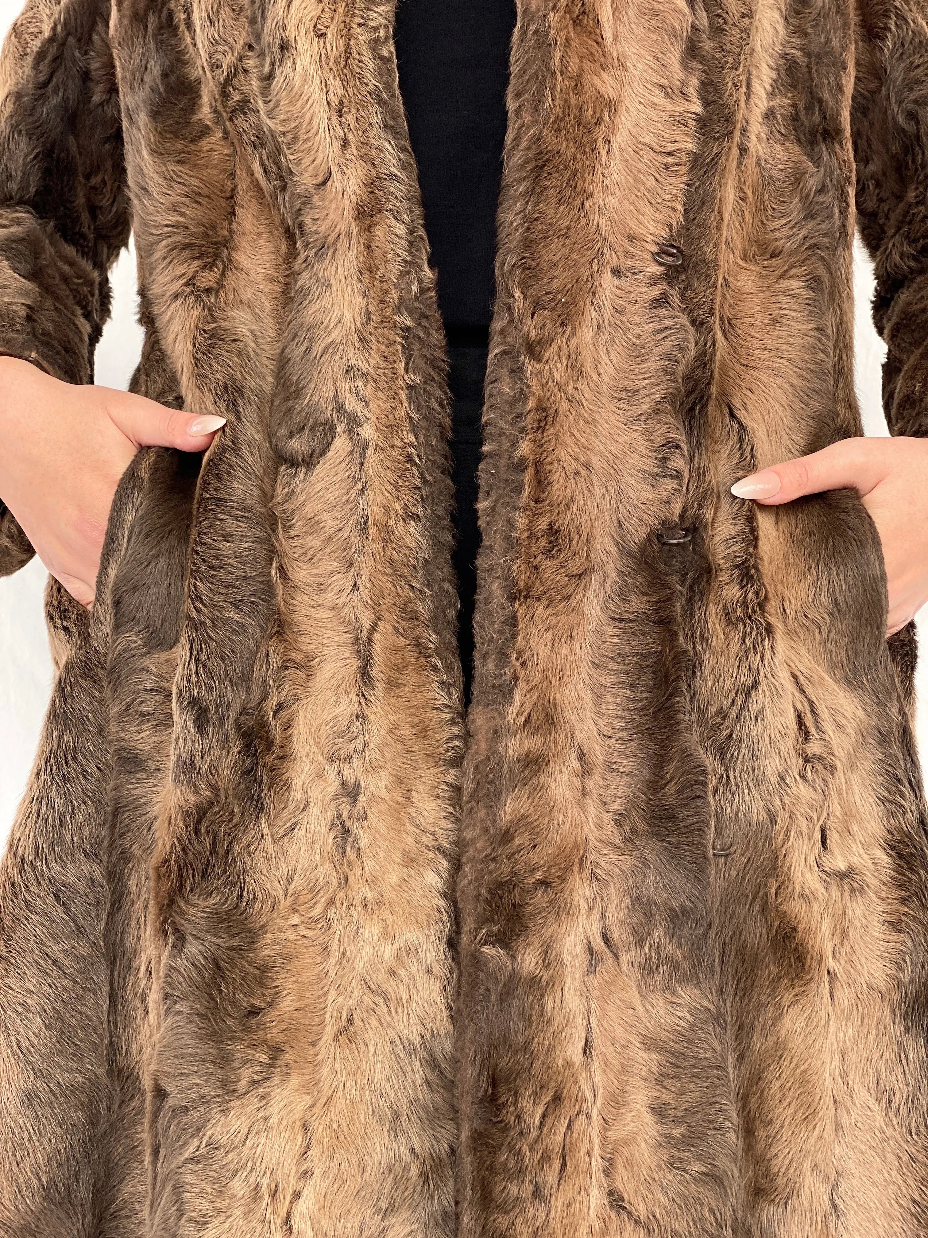 Luxurious Vintage Blankenburg Frankenthal/Pfalz Real Fur Coat - M - Balagan Vintage Coat Ayah, coat, Deals, fur jacket, rare find, rare vintage, vintage coat, winter
