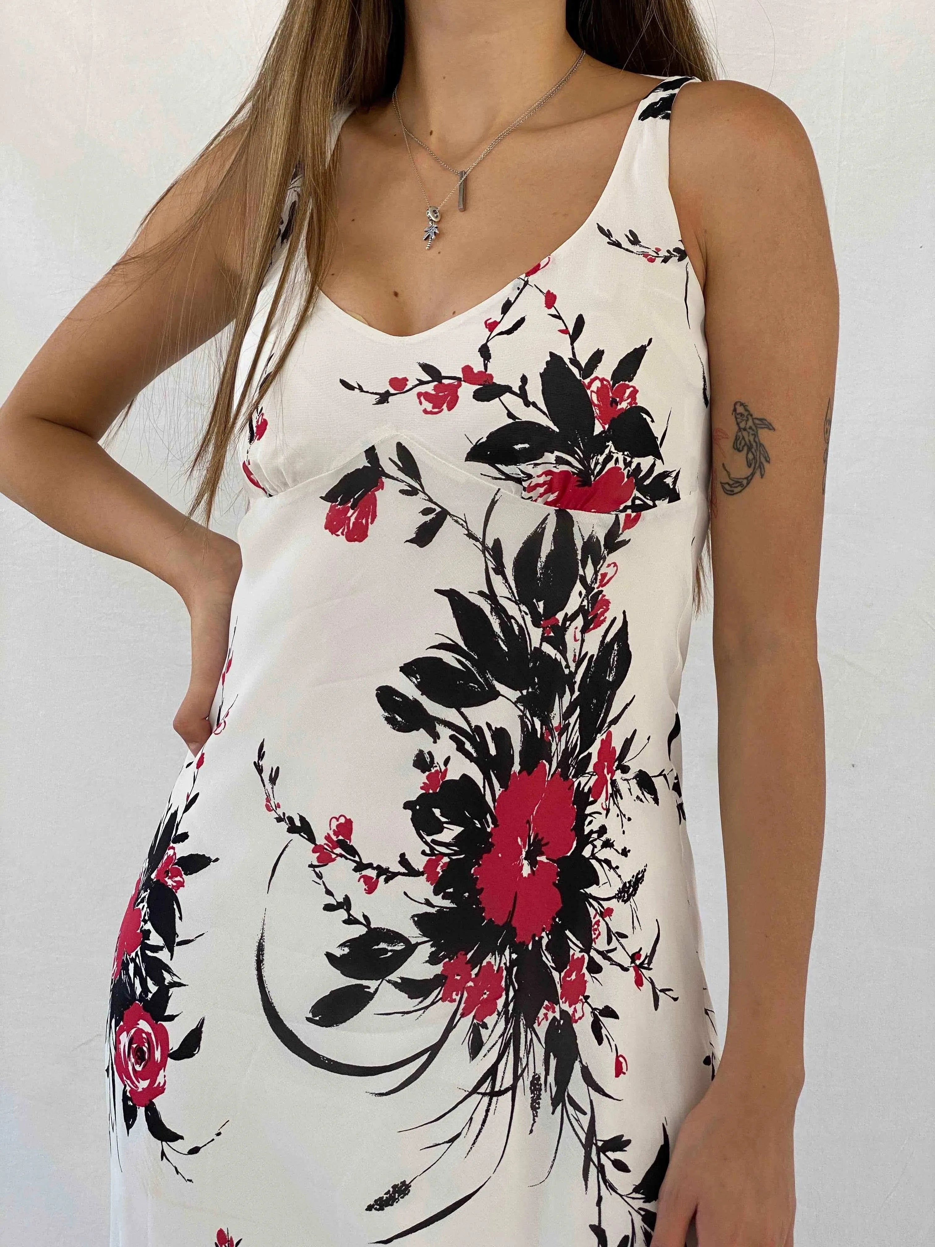 Marks & Spencer Floral Midi Dress - Balagan Vintage Midi Dress 00s, 90s, dress, floral dress, Mira, Wedding Guest