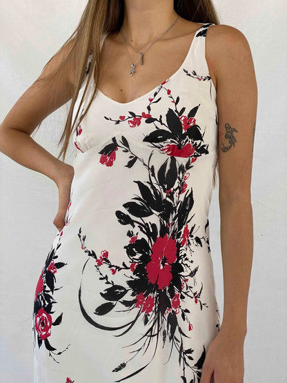 Marks & Spencer Floral Midi Dress - Balagan Vintage Midi Dress 00s, 90s, dress, floral dress, Mira, Wedding Guest