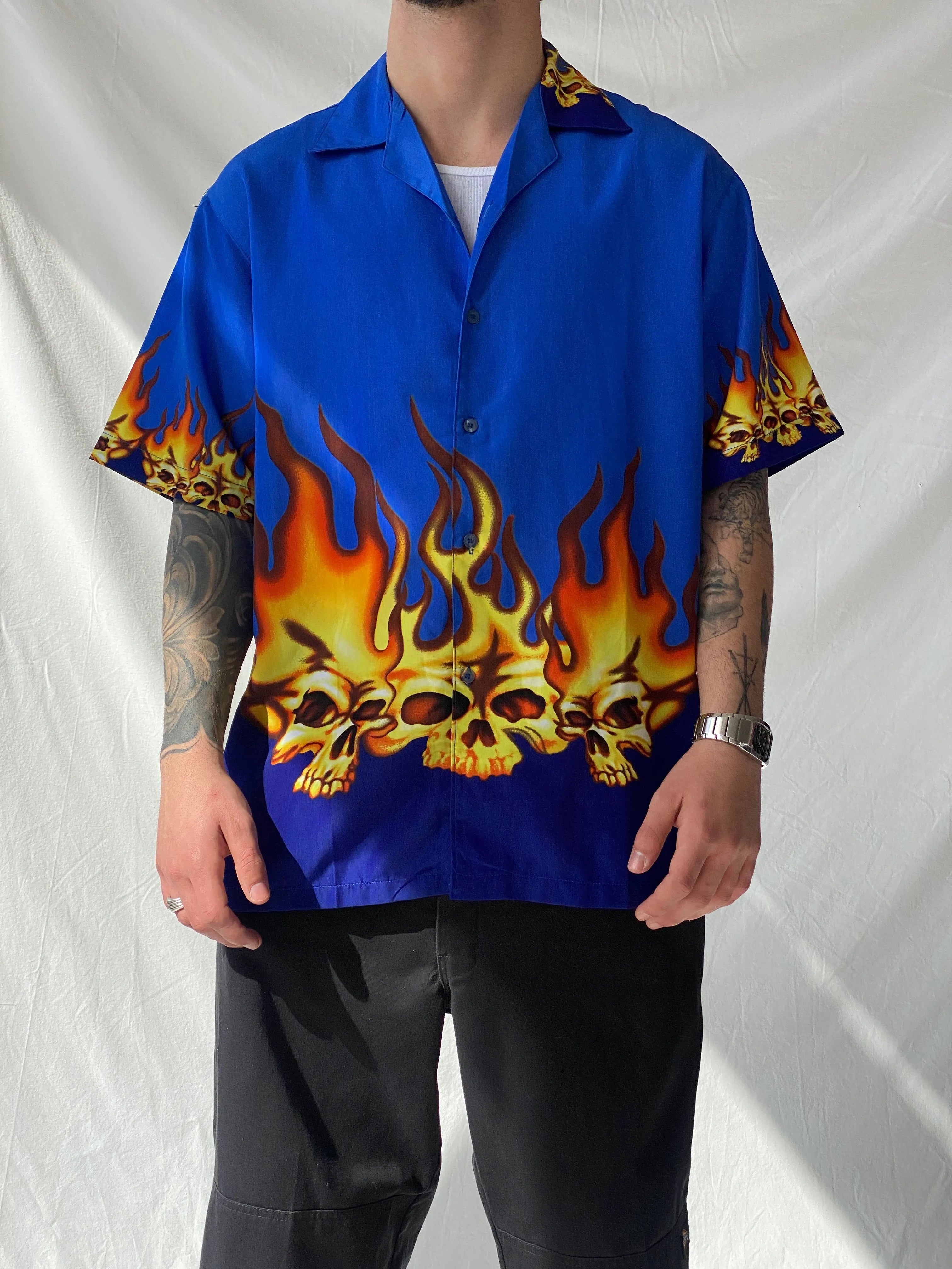 Men’s Flamed Skull Blue Short Sleeve Button Up Shirt - L - Balagan Vintage Half Sleeve Top 90s, consignment, Hamza, men top, striped, striped shirt, winter