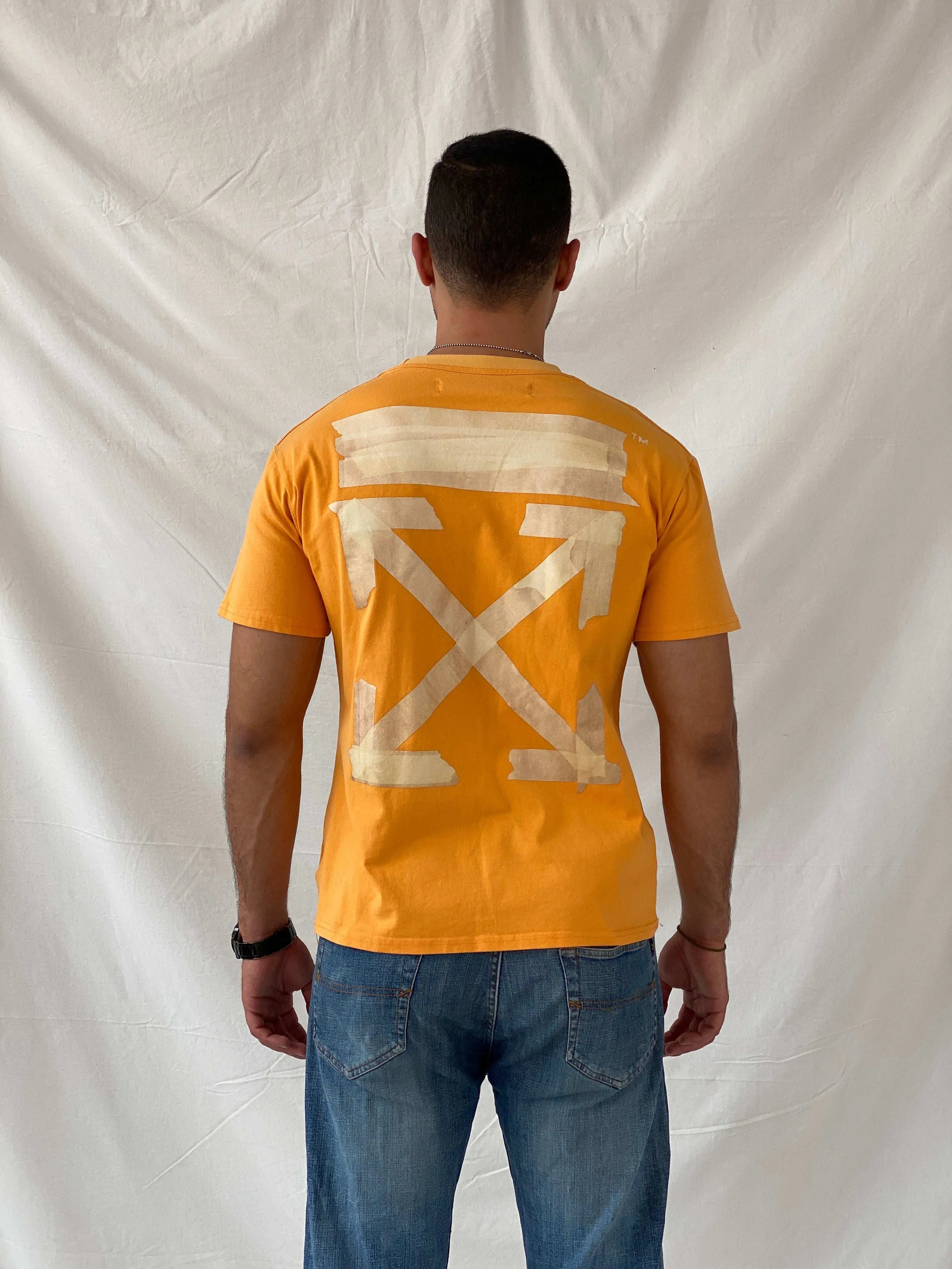 OFF-WHITE Graphic Tape Arrows Crewneck Orange T-Shirt - L - Balagan Vintage Half Sleeve Top 00s, consignment, Deals, Joe, men top, Ramez