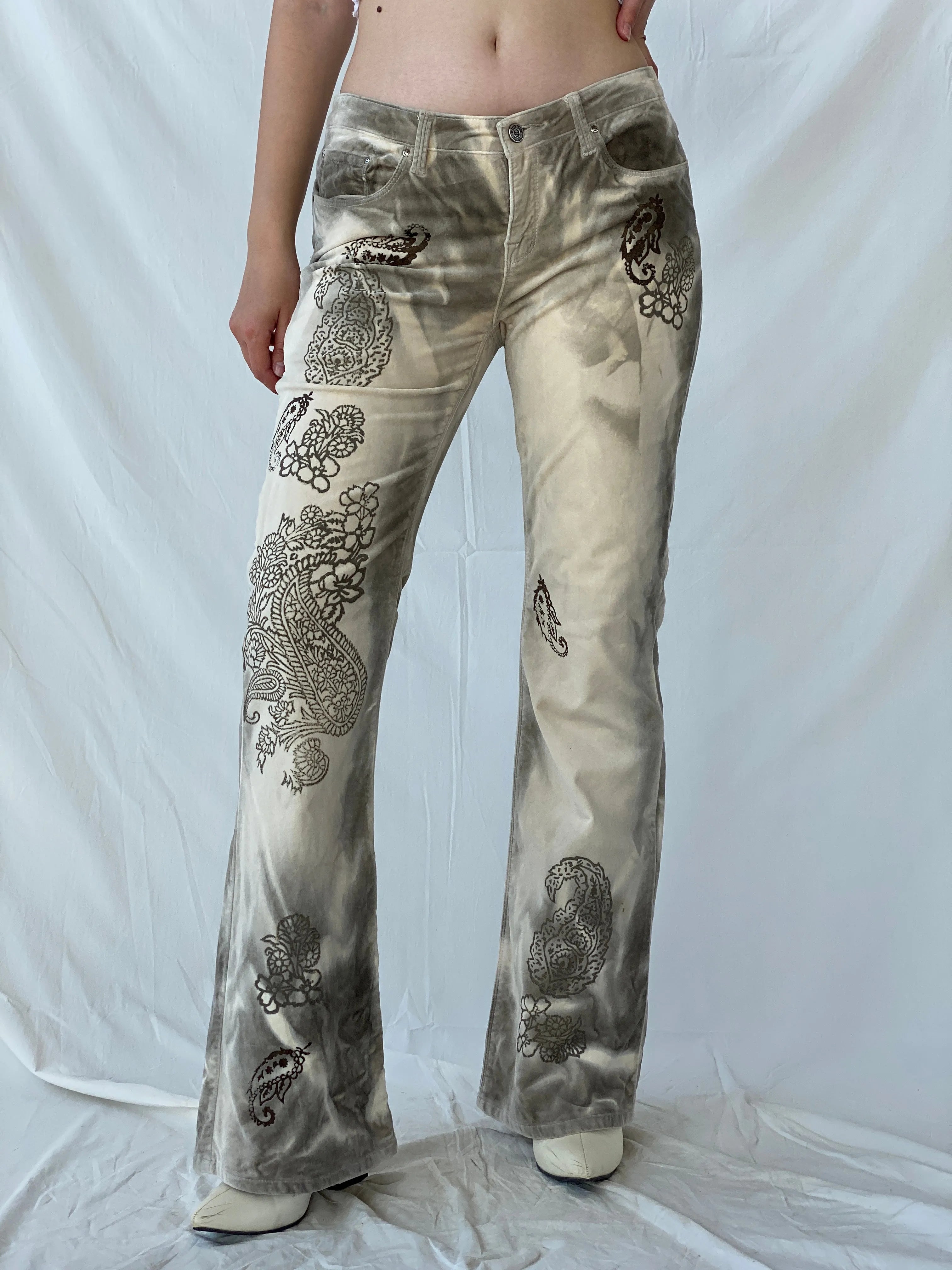Rare Vintage Bebe Jeans Gray & Beige Tones Graphic Flared Velvet Pants - 38EUR - Balagan Vintage Pants Ayah, Deals, pants, rare find, rare vintage, vintage pants, women pants