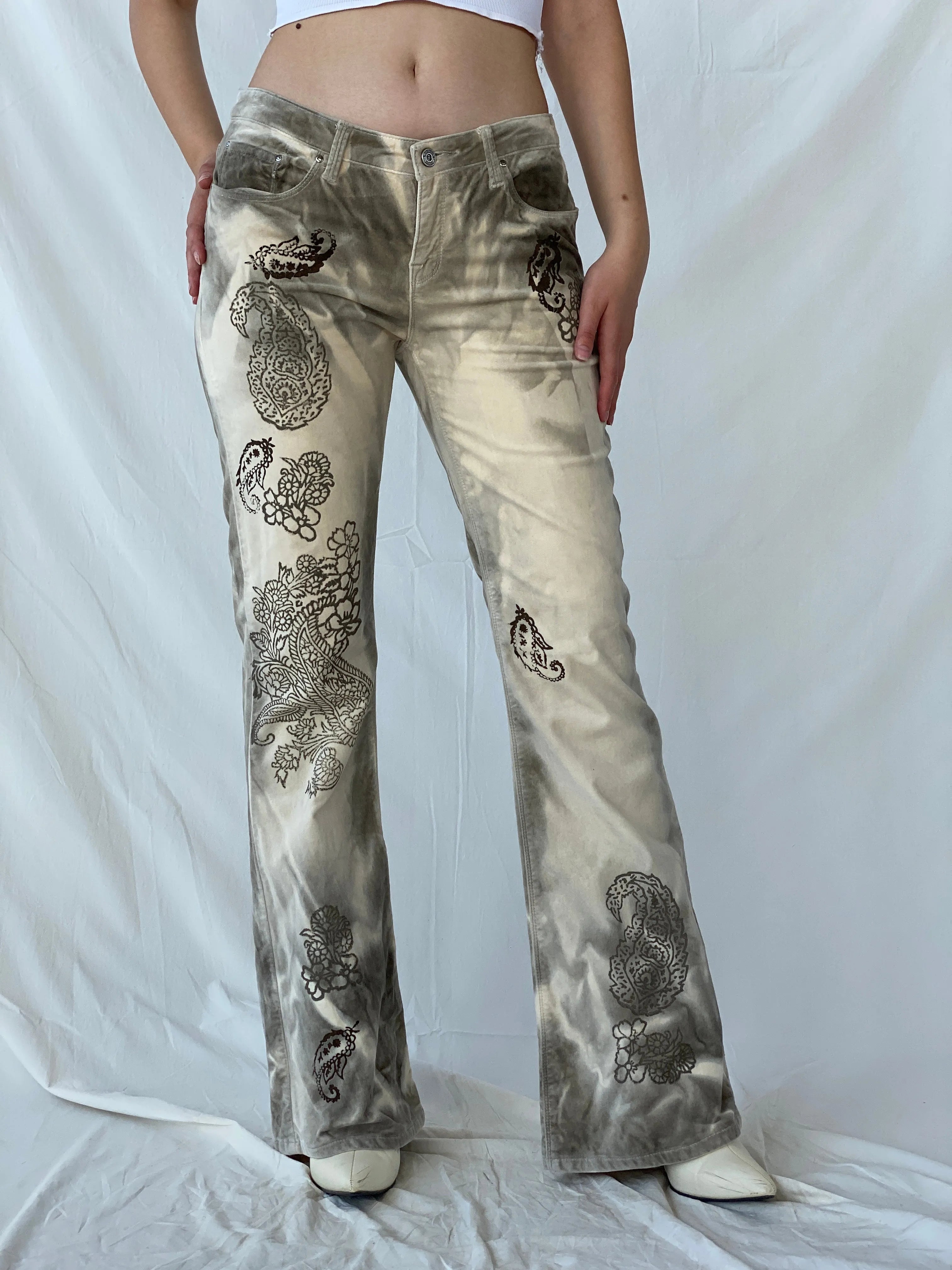 Rare Vintage Bebe Jeans Gray & Beige Tones Graphic Flared Velvet Pants - 38EUR - Balagan Vintage Pants Ayah, Deals, pants, rare find, rare vintage, vintage pants, women pants