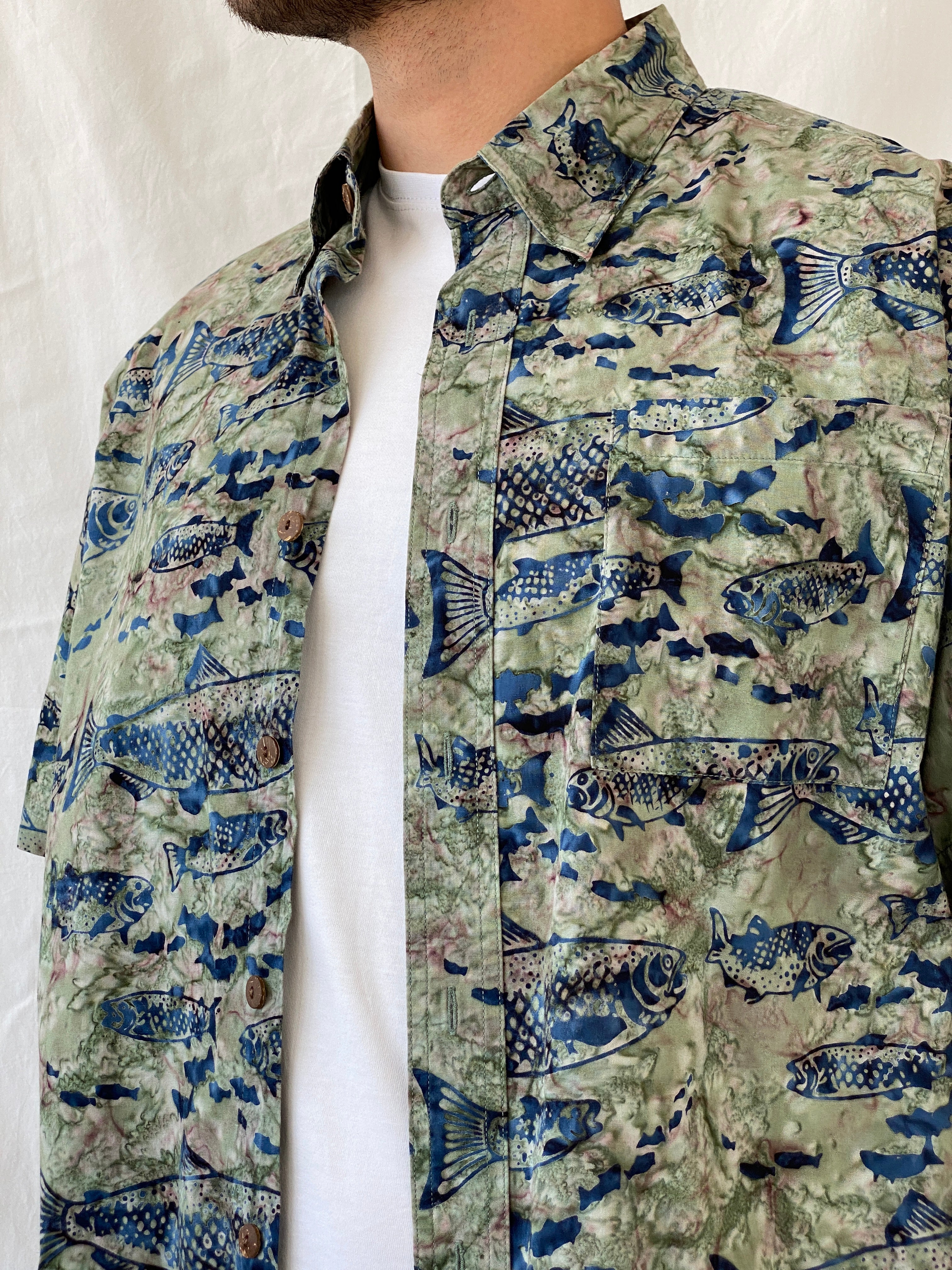 Redington Men’s Short Sleeve Tie Dye Green Fishing Button Up Fish Print Shirt - L - Balagan Vintage Half Sleeve Shirt 90s, half sleeve shirt, Hawaiian shirt, mens shirt, NEW IN, printed shirt, Ramez, silk
