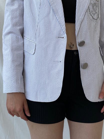 Seleste GiYim Cotton Striped Blazer Crest Patch Preppy Academic-Core Seersucker Jacket - L - Balagan Vintage Blazer 00s, Ayah, blazer, Coats&Jackets, consignment, denim, floral, full sleeve blazer, NEW IN, Shereen, winter, Women's Blazers