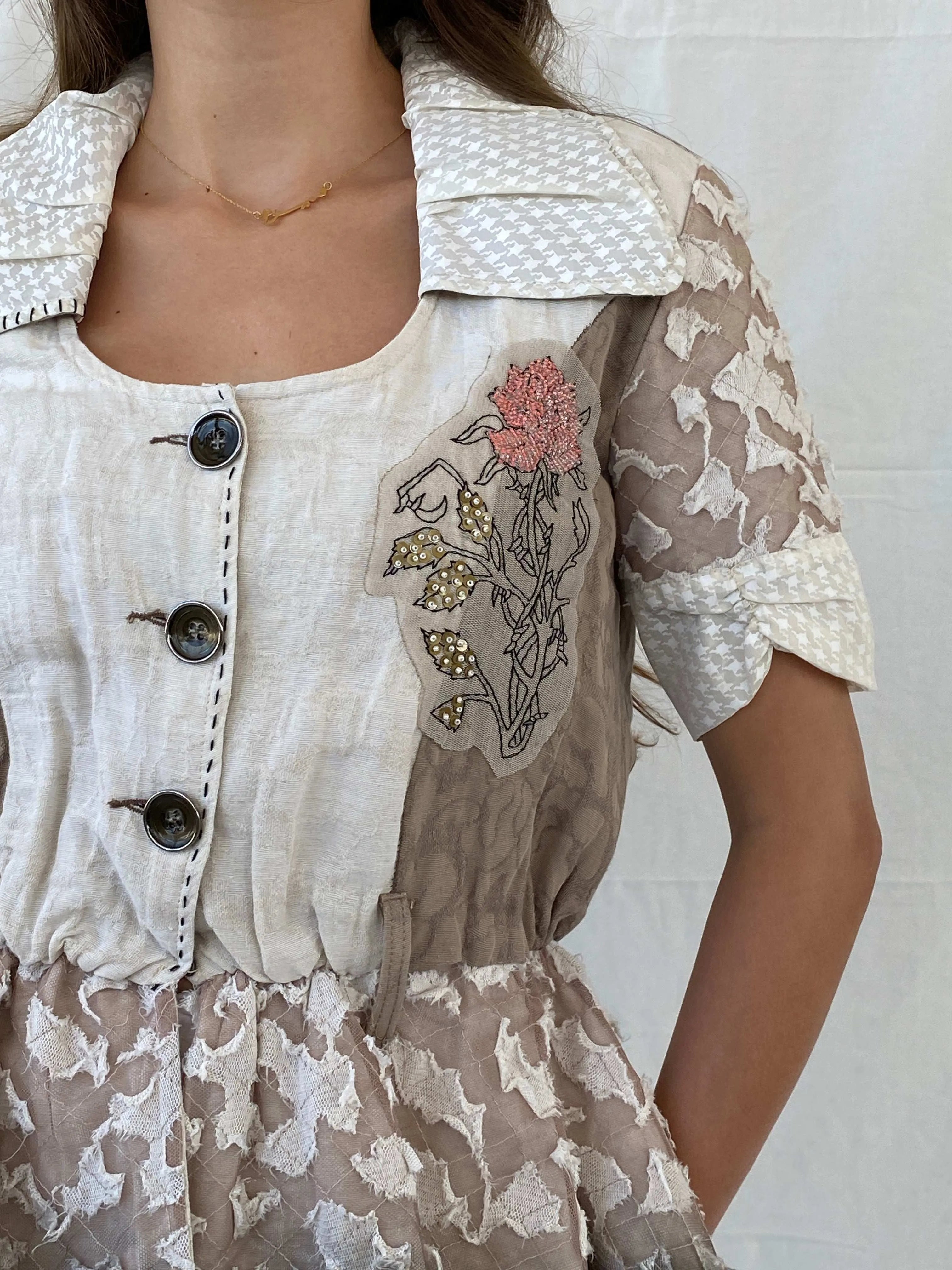 Statement Angels Never Die Linen Lace Blend Embellished Blazer - L - Balagan Vintage Half Sleeve Blazer 90s, blazer, Coats&Jackets, Deals, full sleeve blazer, Mira, winter, Women's Blazers