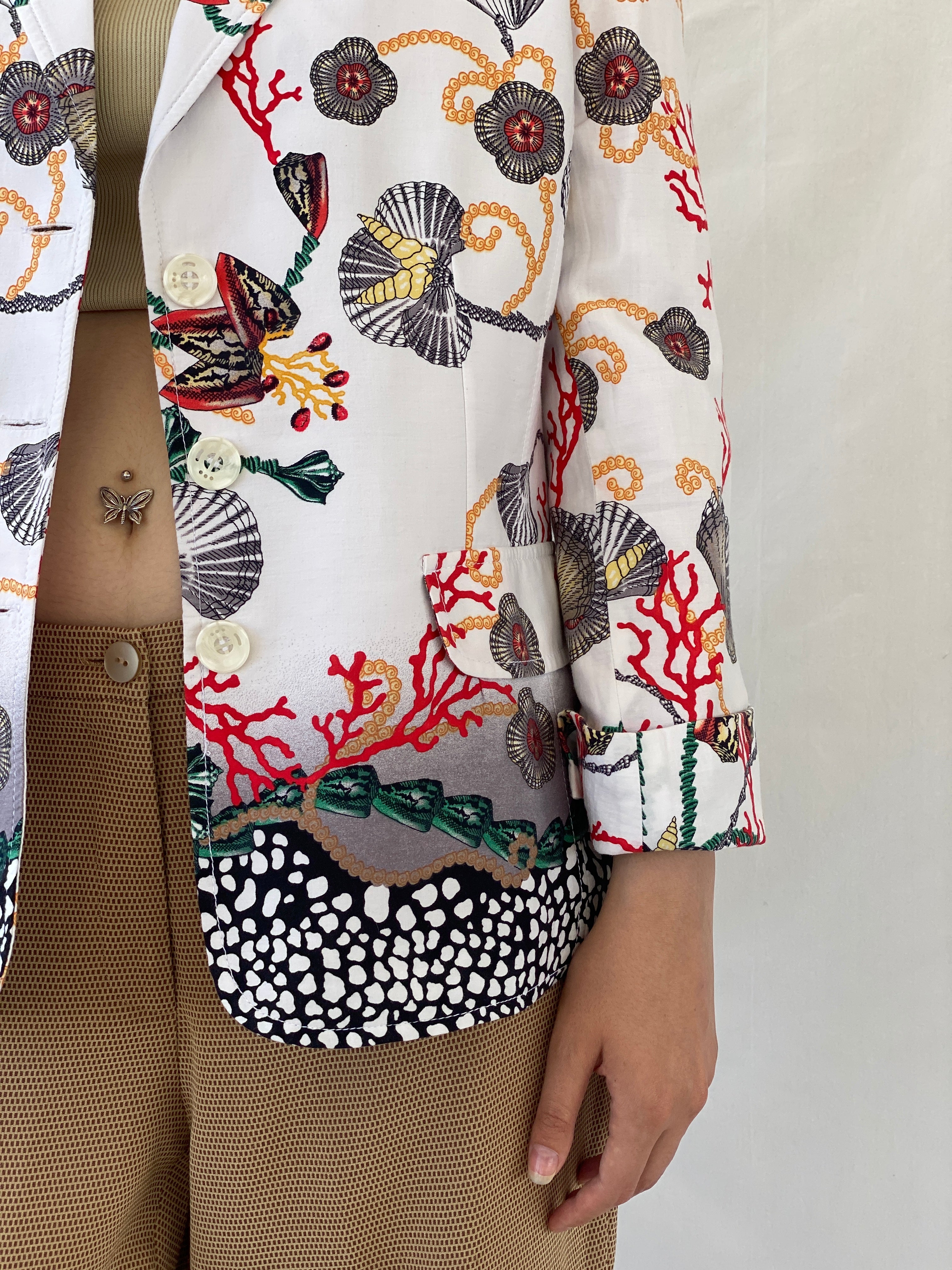 Statement SELMA Ivory Multicolor Seashell Red Coral Printed Cotton Blazer - XL - Balagan Vintage Blazer 00s, Ayah, blazer, consignment, NEW IN, Shereen, striped
