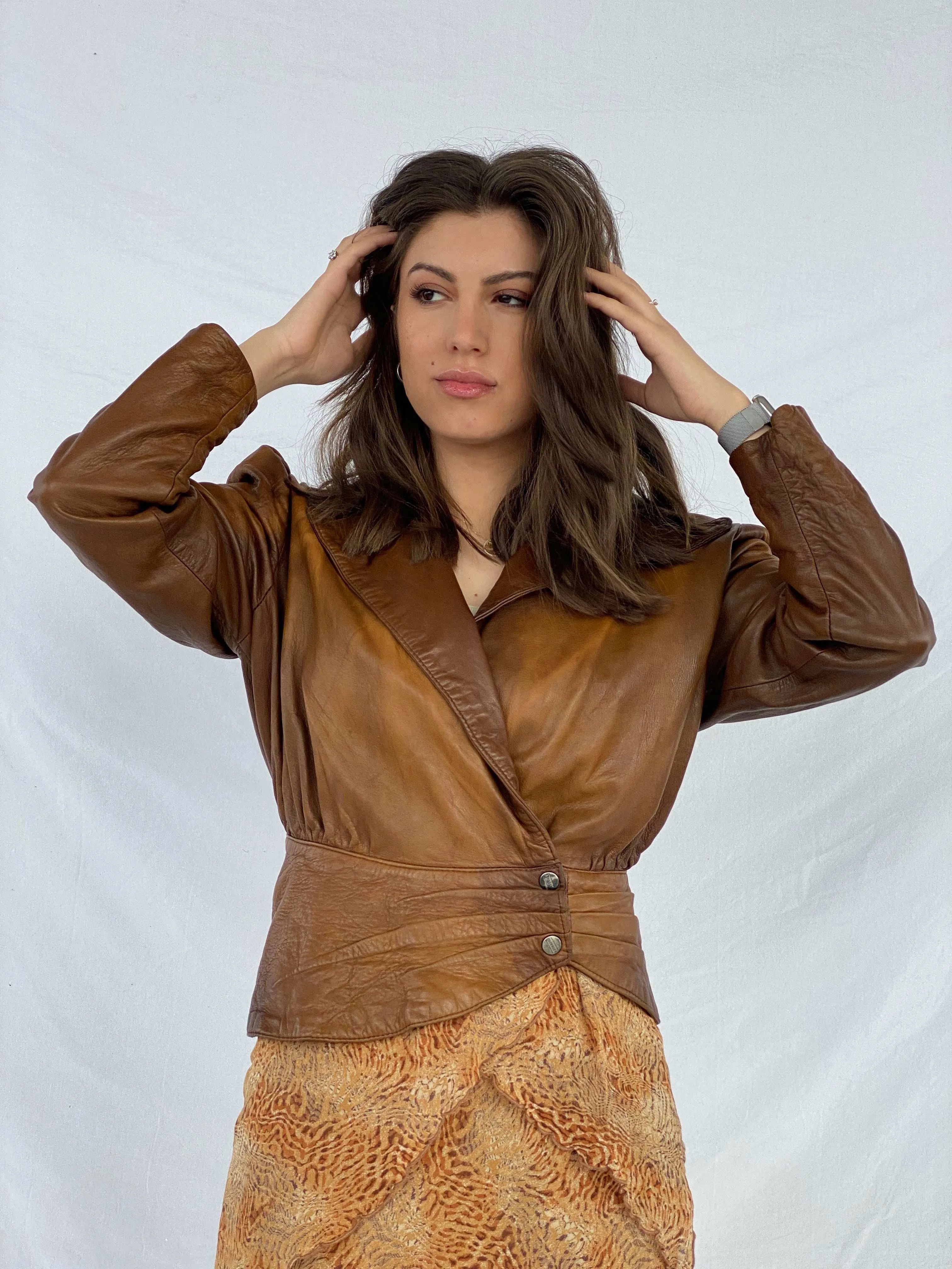 Statement Vintage Expresso Genuine Leather Jacket - Size M - Balagan Vintage Leather Jacket 00s, 90s, brown leather, genuine leather jacket, Mira