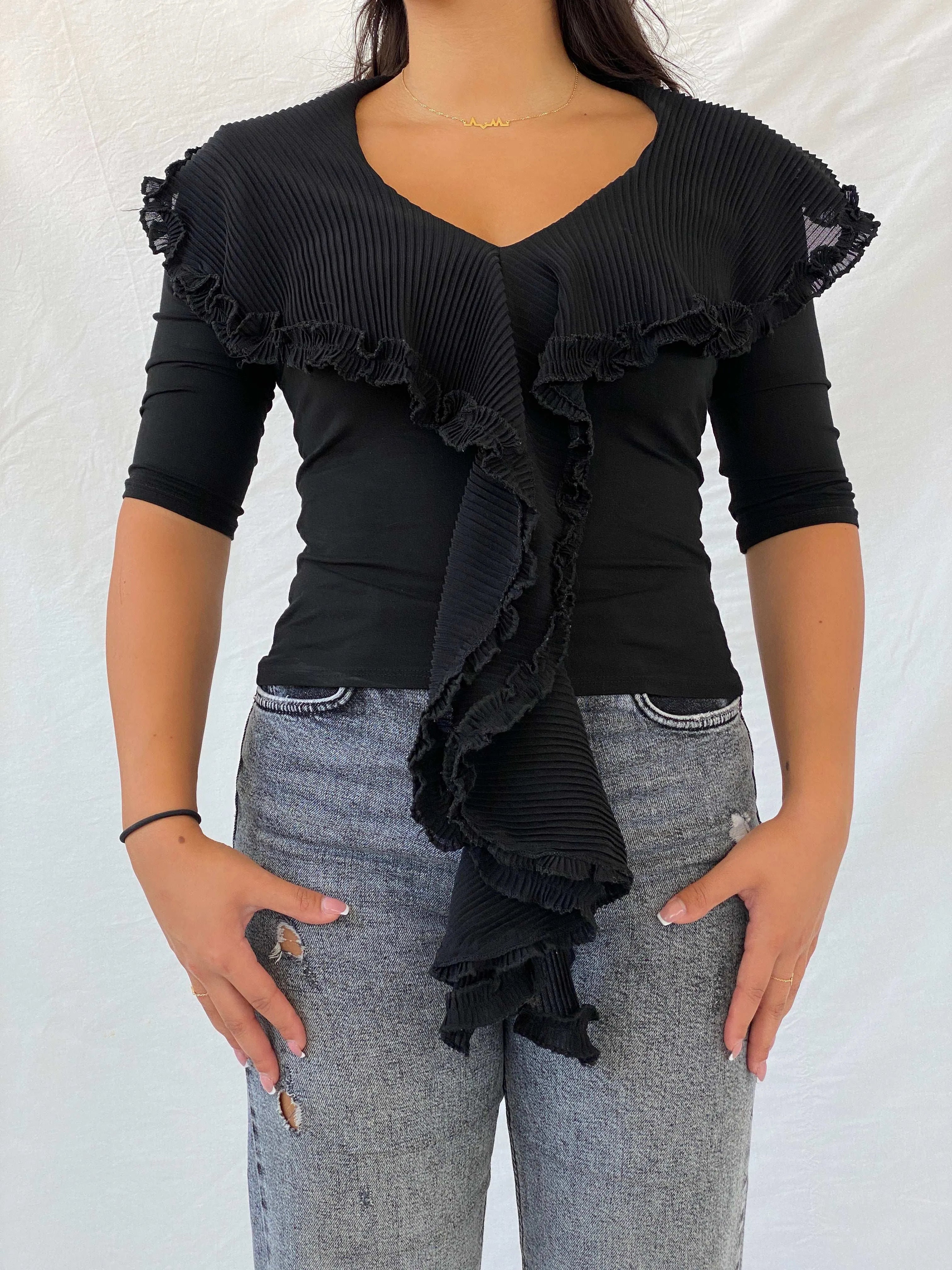 Statement Vintage White Bird Ruffled Collar Black Top - M - Balagan Vintage Full Sleeve Top 90s, full sleeve top, Lana, women top
