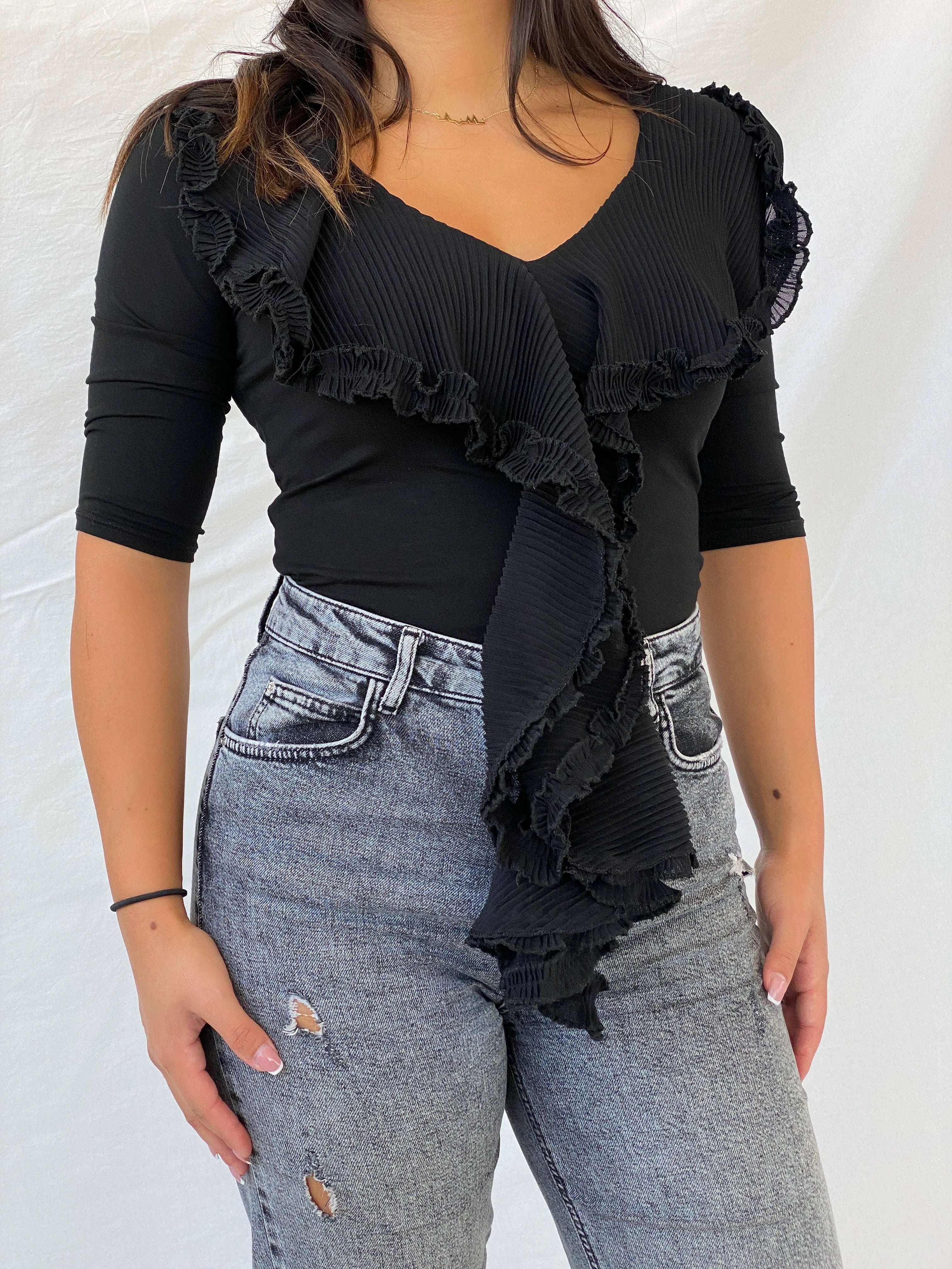 Statement Vintage White Bird Ruffled Collar Black Top - M - Balagan Vintage Full Sleeve Top 90s, full sleeve top, Lana, women top