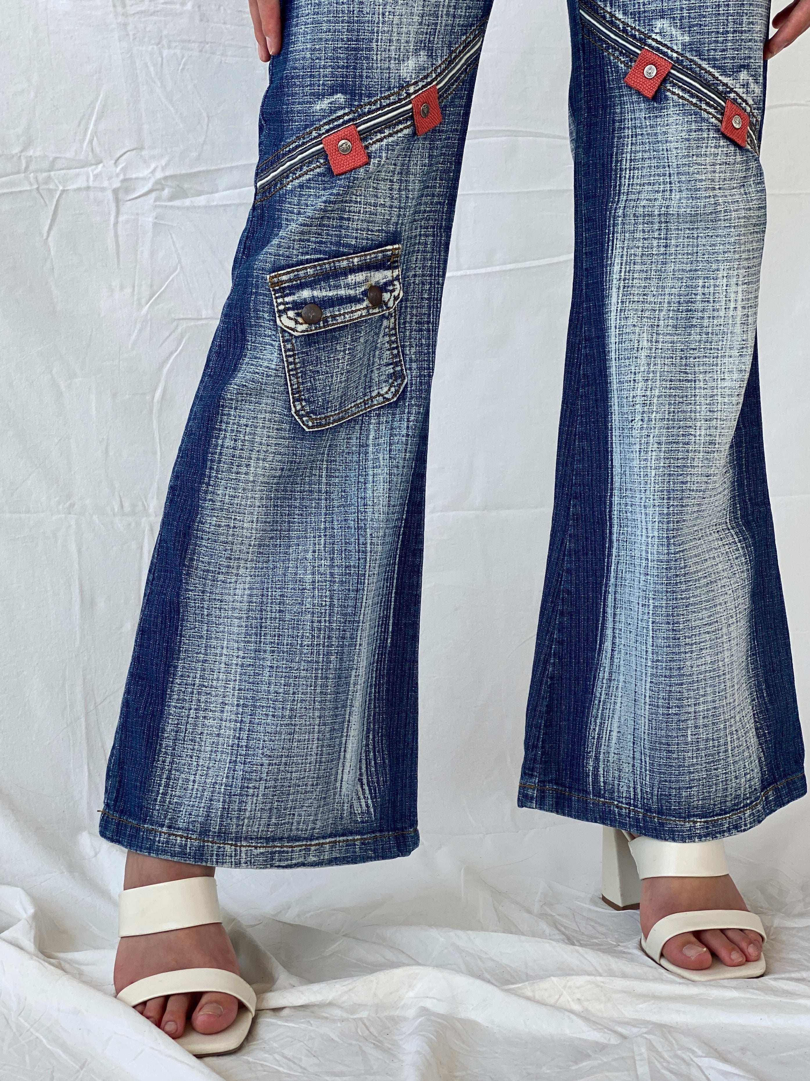 Statement Y2K Min.g Yang Flare Jeans - Balagan Vintage Jeans 00s, 90s, denim, flare jeans, jeans, Mira