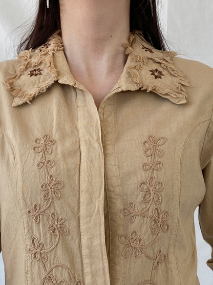 Unique Vintage Western Beige Floral Embroidered Frayed Patches Long Sleeve Button Up Women’s Shirt - M - Balagan Vintage Full Sleeve Shirt 00s, Ayah, full sleeve shirt, NEW IN, summer