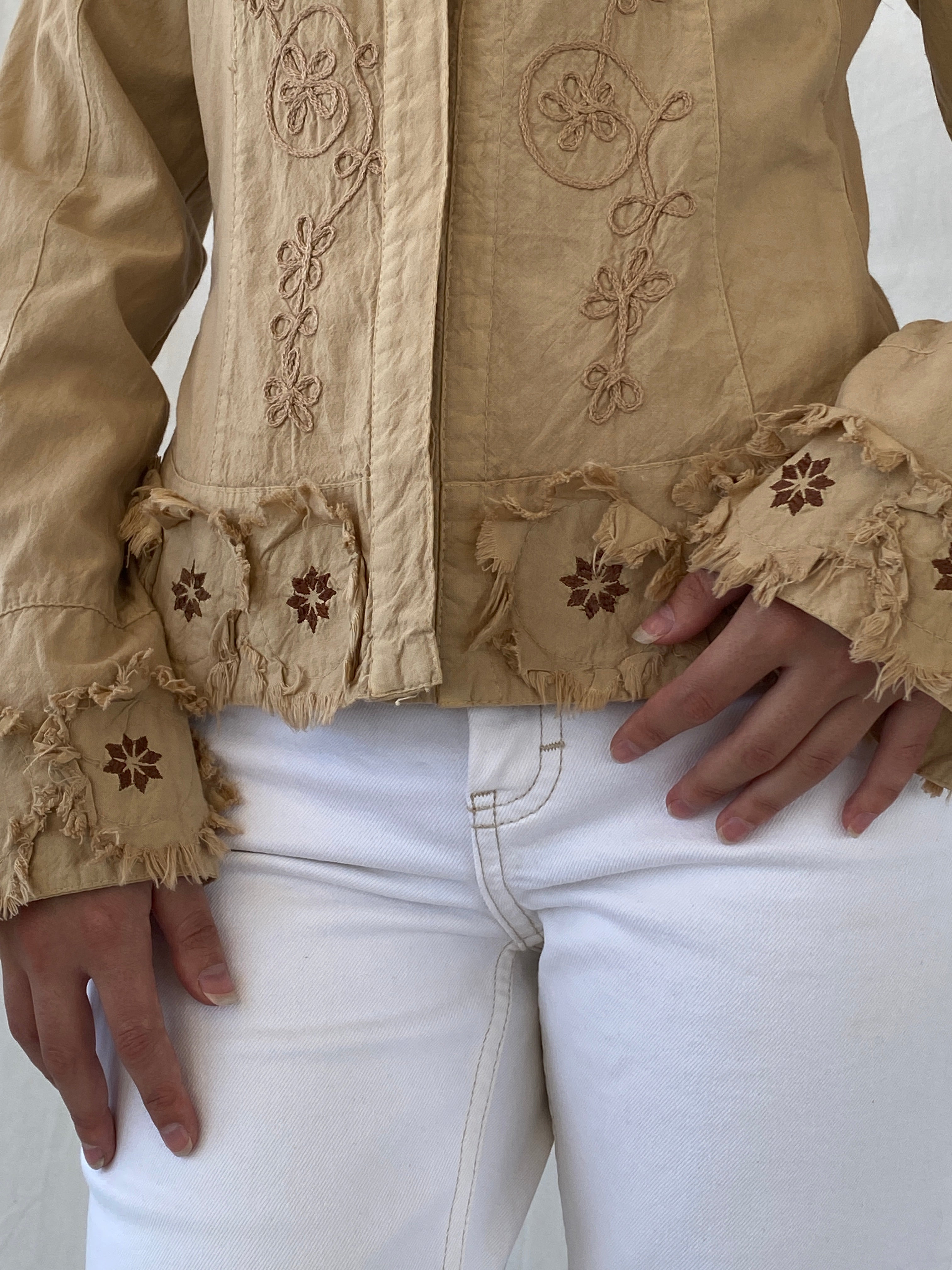 Unique Vintage Western Beige Floral Embroidered Frayed Patches Long Sleeve Button Up Women’s Shirt - M - Balagan Vintage Full Sleeve Shirt 00s, Ayah, full sleeve shirt, NEW IN, summer