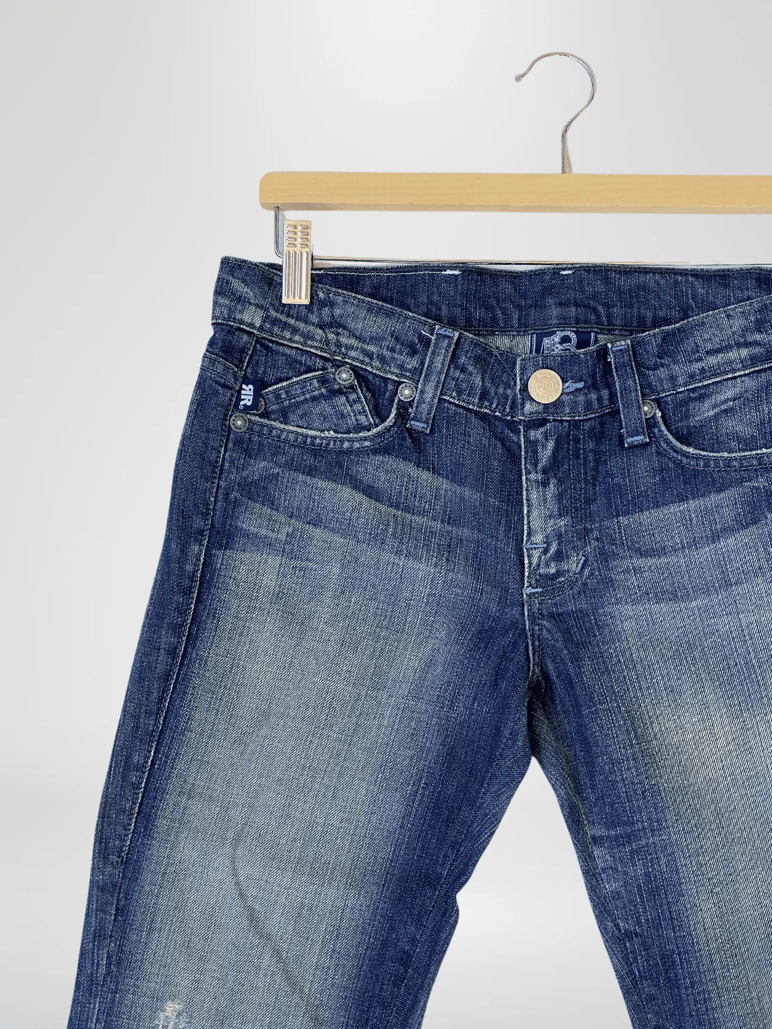 Vintage 00s Victoria Beckham For Rock & Republic Capri Pants - Balagan Vintage Capris 00s, Capris, denim, jeans, shorts