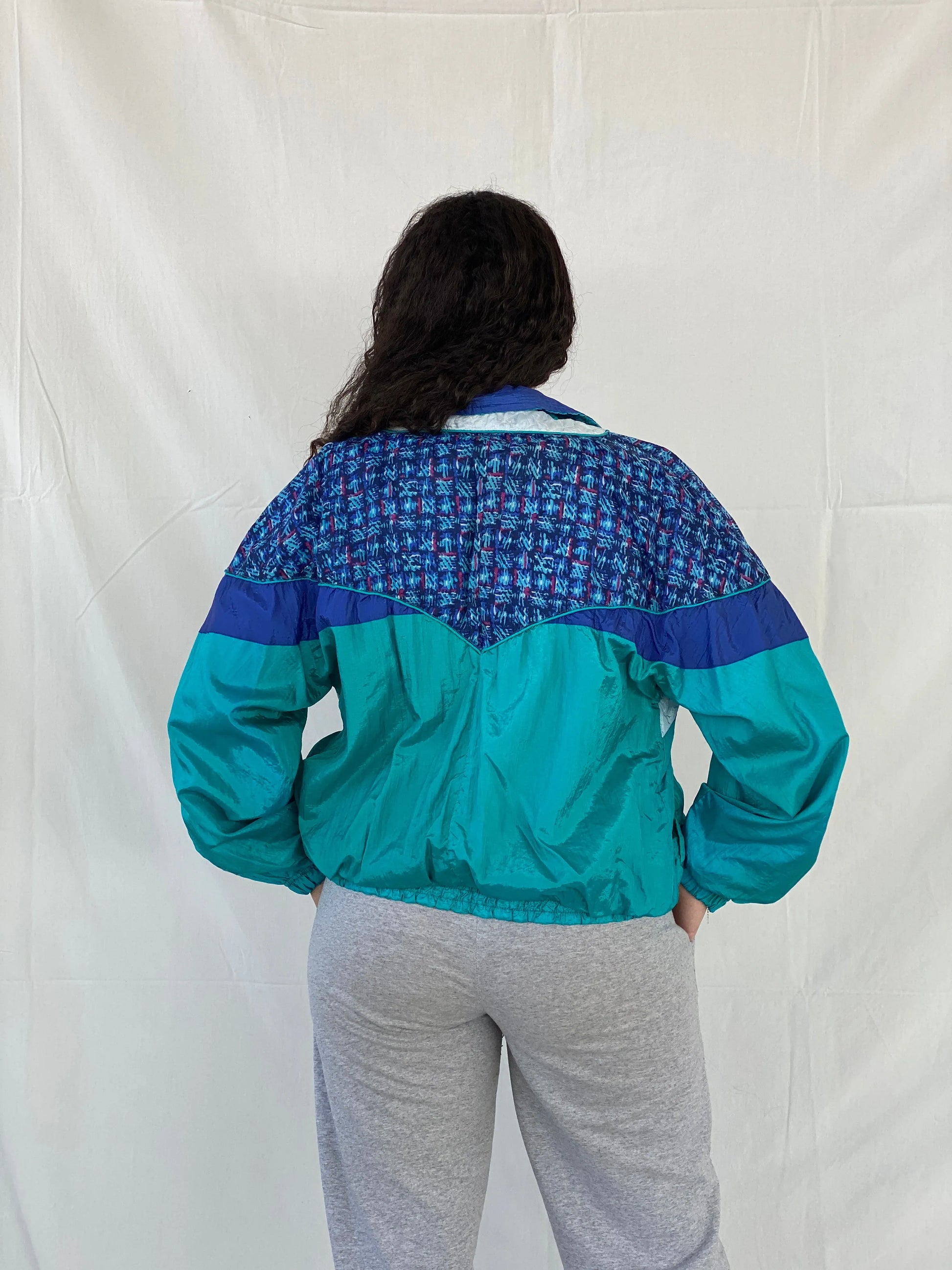 Vintage 80s/90s Advantage by Wilson Windbreaker Jacket - M - Balagan Vintage Windbreaker Jacket 00s, 90s, Coats&Jackets, Dina, vintage windbreaker, windbreaker, windbreaker jacket, Women's Windbreaker Jackets