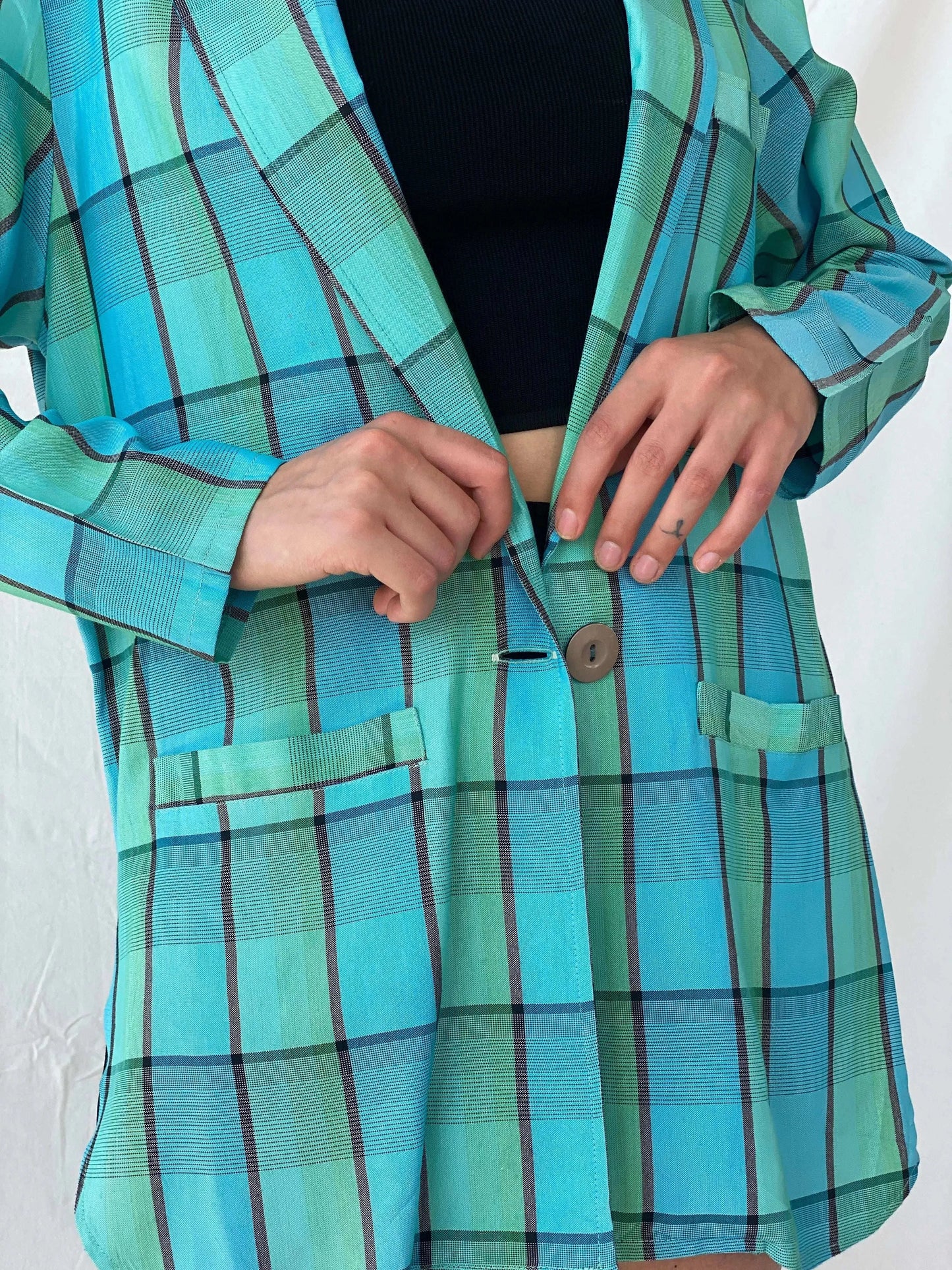 Vintage 80s/90s Instant Shop Green & Blue Plaid Oversized Blazer - L - Balagan Vintage Blazer 00s, blazer, Coats&Jackets, full sleeve blazer, Mira, plaid, plaid blazer, Women's Blazers