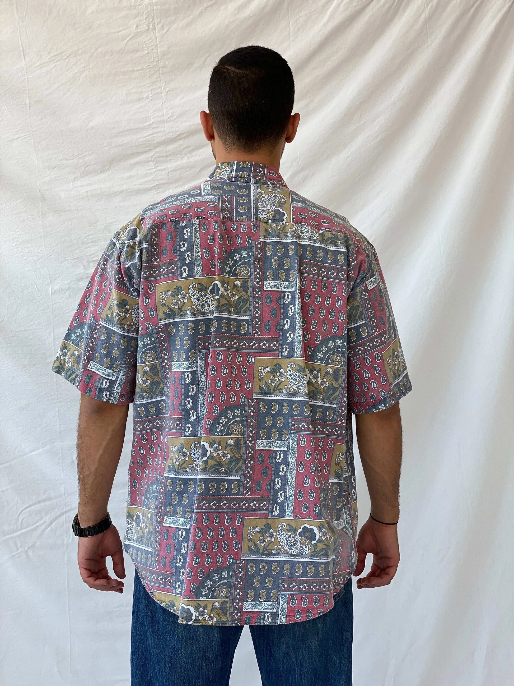 Vintage 90e Streetwear Woolrich Men’s Button Floral Print Shirt - XL - Balagan Vintage Half Sleeve Shirt 90s, floral, floral print, half sleeve shirt, mens shirt, printed shirt, Ramez