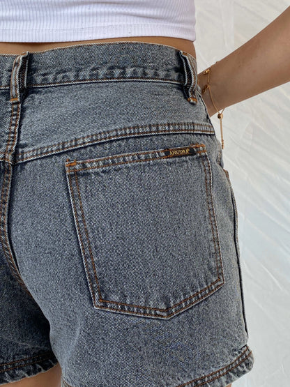 Vintage 90s Arizona Washed Two-Toned Denim Shorts - L - Balagan Vintage Shorts 00s, 90s, denim, Dina, shorts, vintage shorts