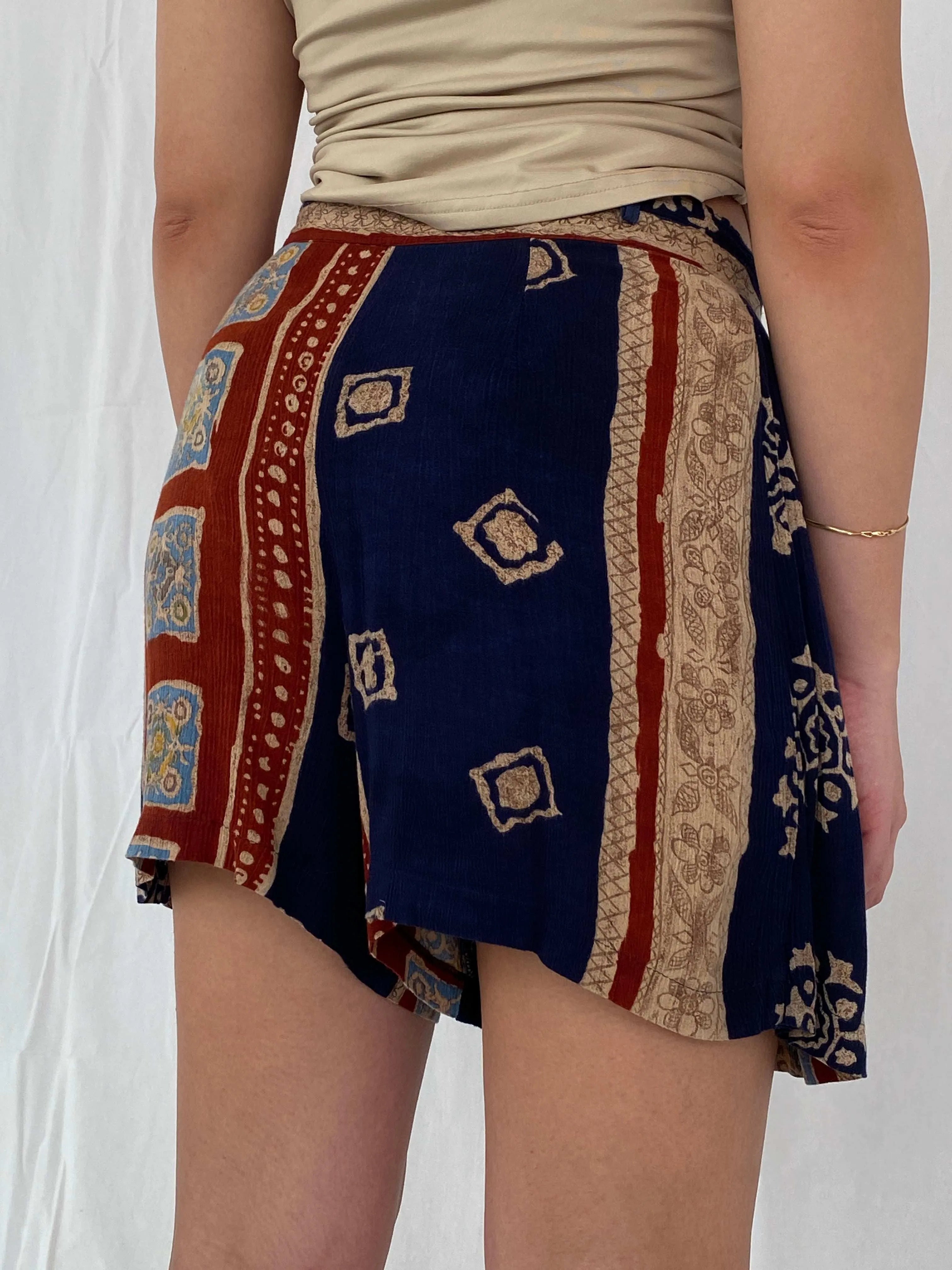 Vintage 90s Bem’s Paris Boho Print Navy Skorts - Size L - Balagan Vintage Shorts 00s, printed shorts, Rama, shorts, vintage shorts