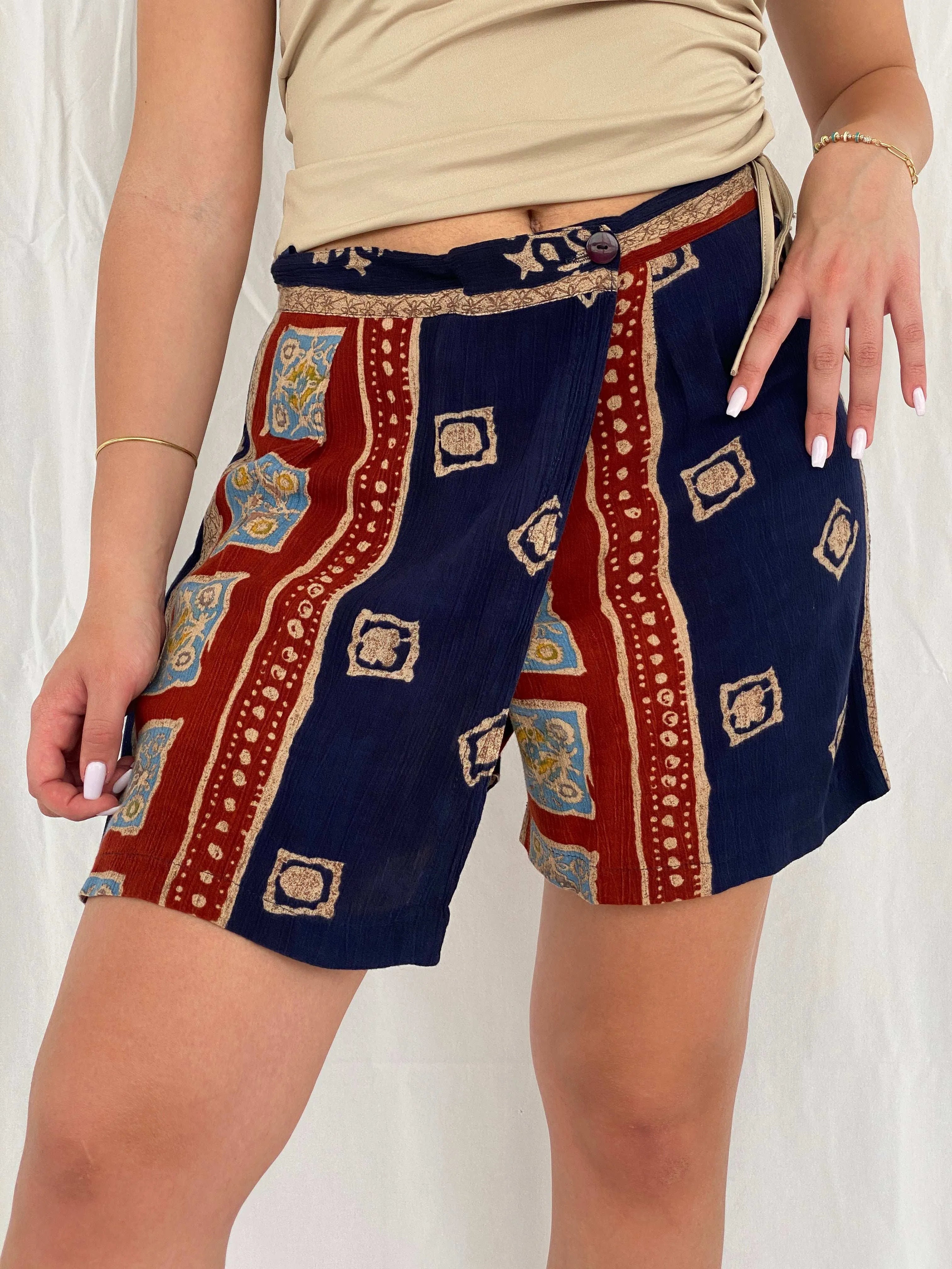 Vintage 90s Bem’s Paris Boho Print Navy Skorts - Size L - Balagan Vintage Shorts 00s, printed shorts, Rama, shorts, vintage shorts
