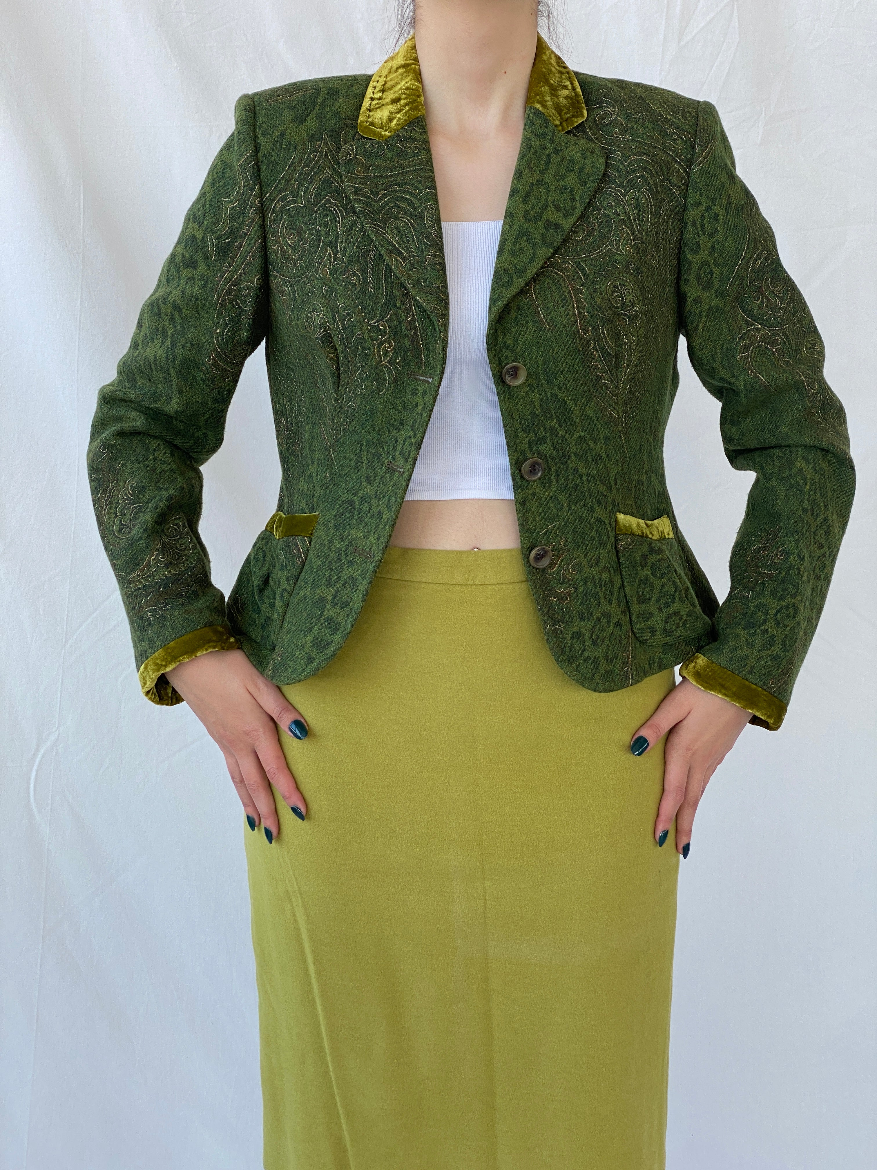 Vintage 90s Ever Green With Velvet Details Blazer - M - Balagan Vintage Blazer 90s, Ayah, blazer, NEW IN, winter