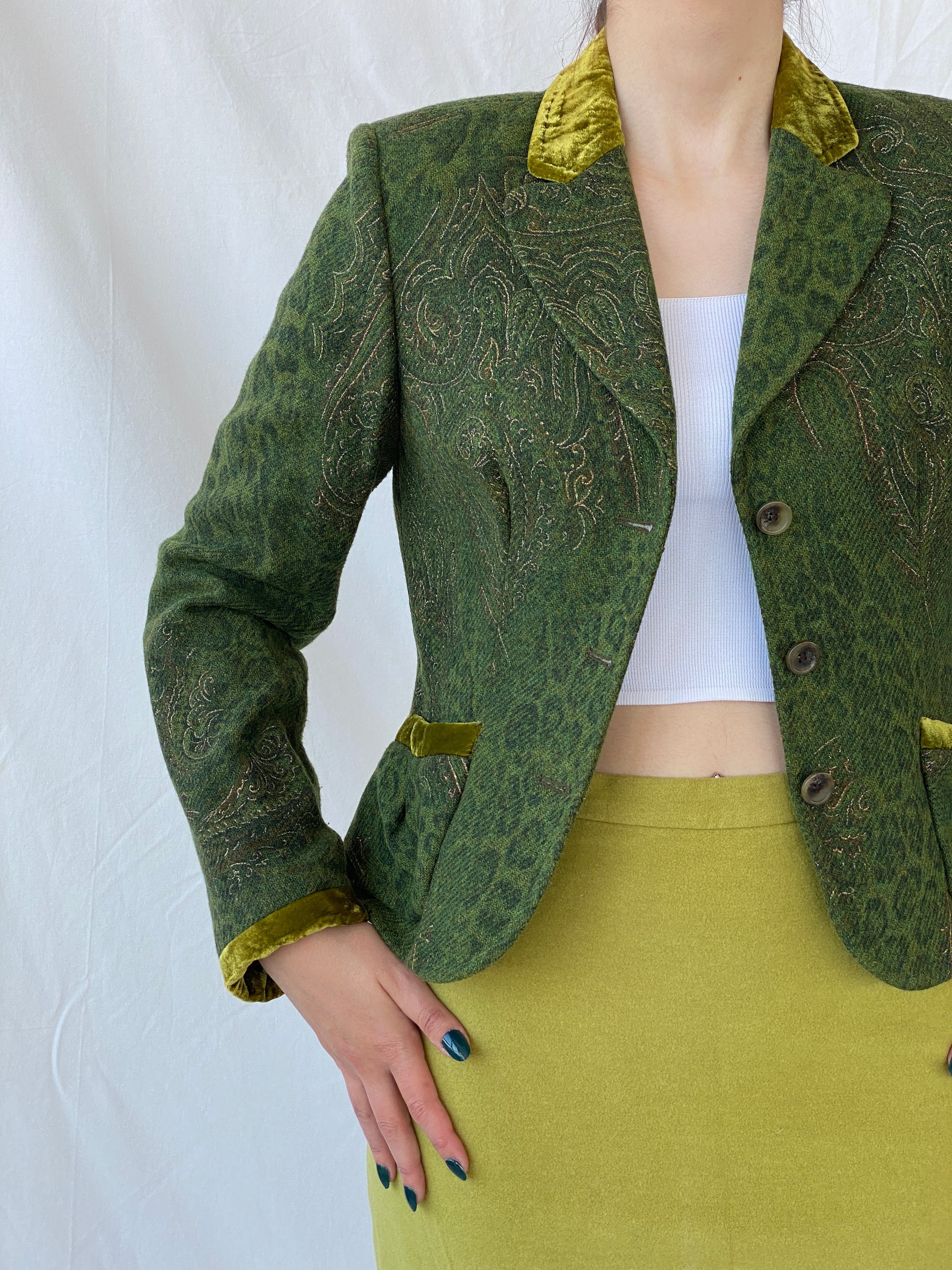 Vintage 90s Ever Green With Velvet Details Blazer - M - Balagan Vintage Blazer 90s, Ayah, blazer, NEW IN, winter