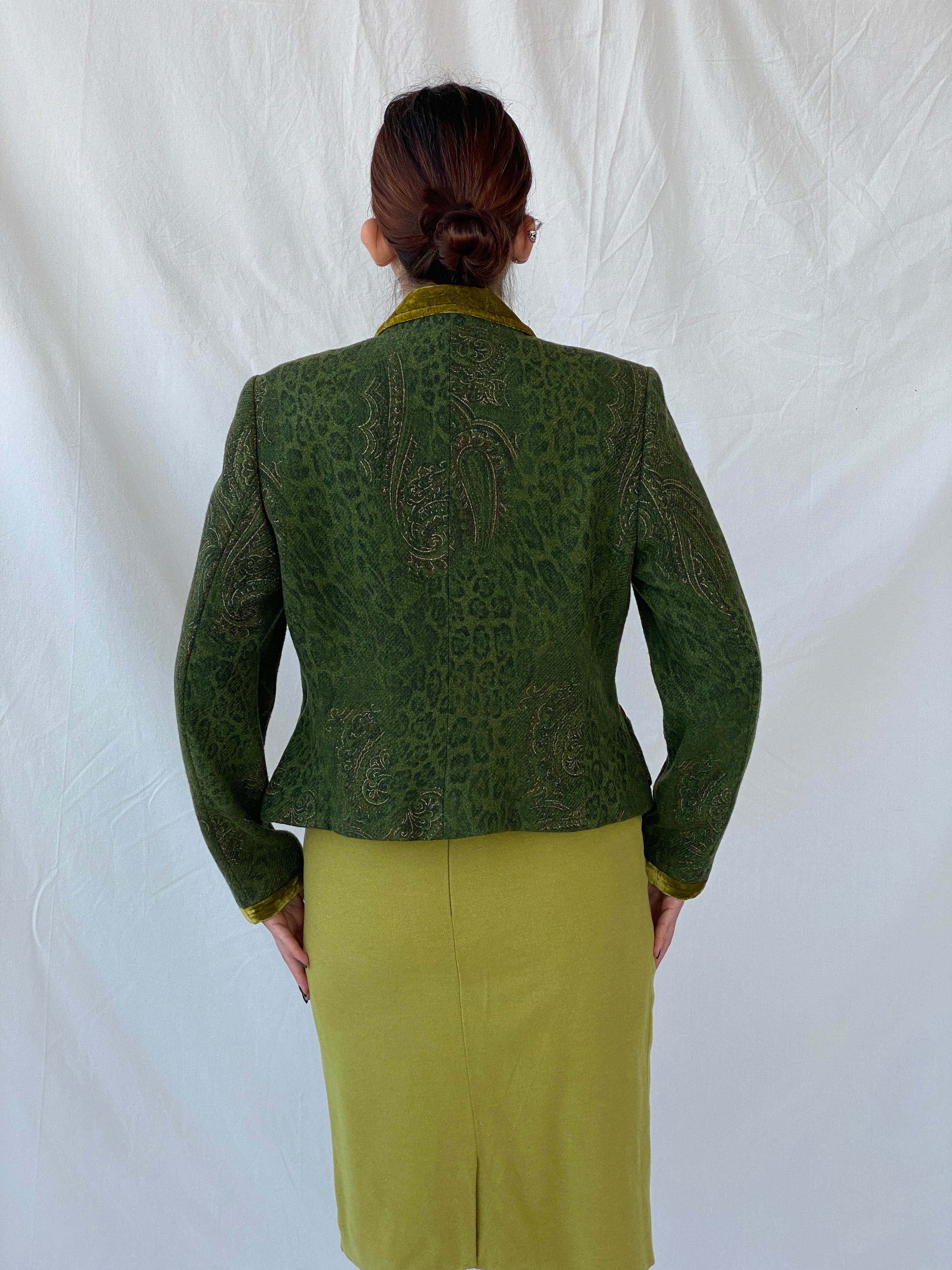 Vintage 90s Ever Green With Velvet Details Blazer - M - Balagan Vintage Blazer 90s, Ayah, blazer, NEW IN, winter