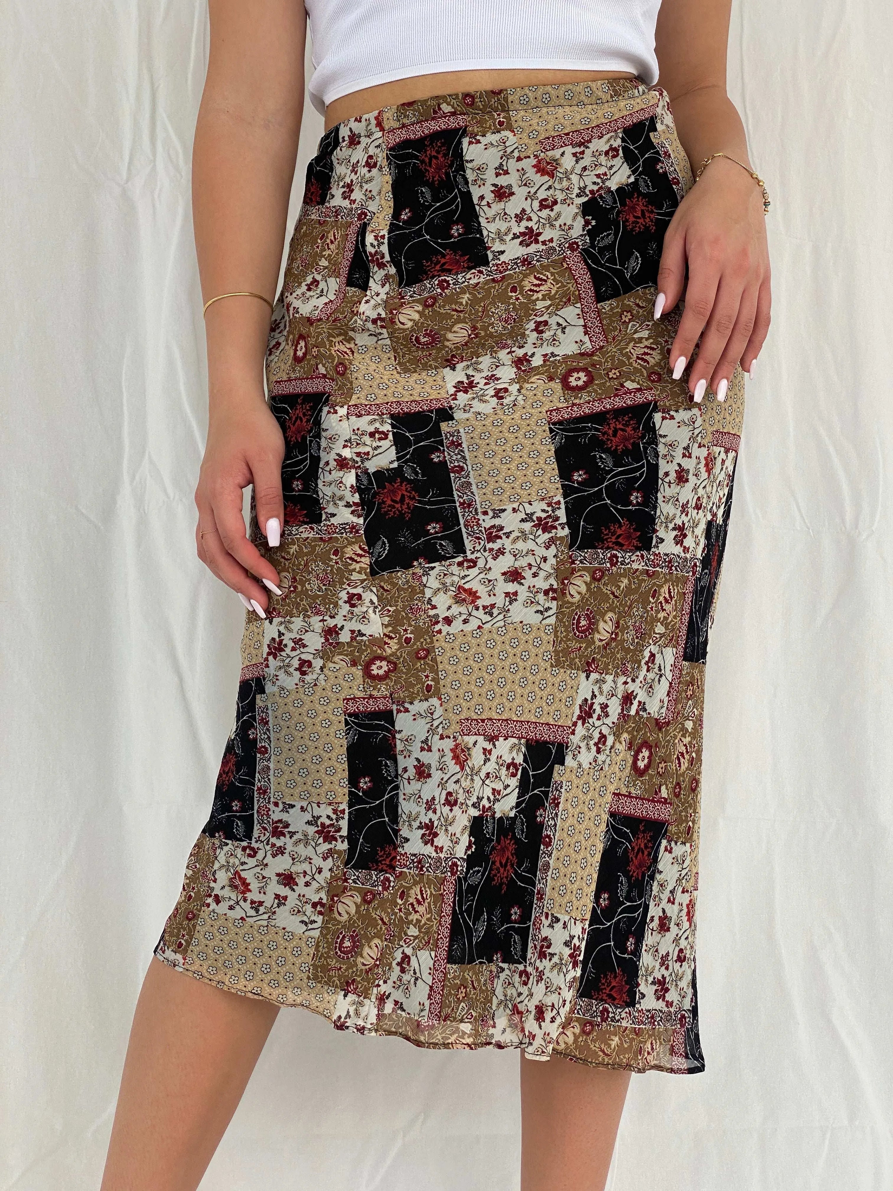 Vintage 90s Floral Patchwork Print Midi Skirt - Size S - Balagan Vintage Midi Skirt 00s, 90s, floral, floral skirt, midi skirt, Rama