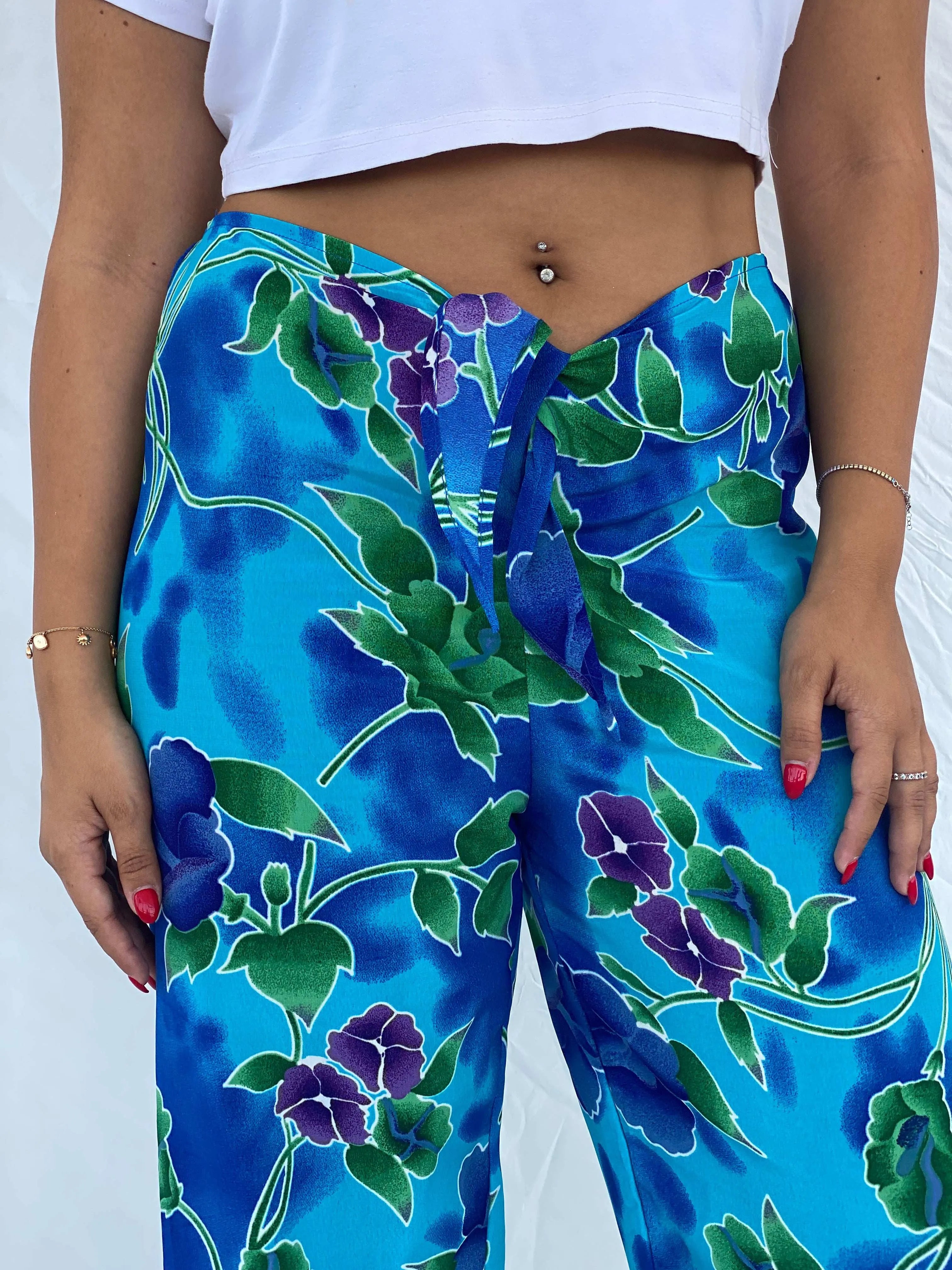 Vintage 90s Jessica Intimates Floral Blue Beach Pants - L - Balagan Vintage Pants 00s, 90s, Dina, floral, floral print, vintage pants