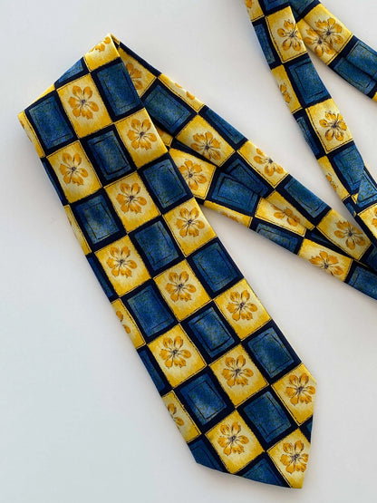 Vintage 90s Kartel Floral Print Tie - Balagan Vintage Ties 90s, print, printed tie, tie, ties, vintage, vintage tie