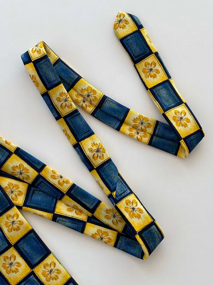 Vintage 90s Kartel Floral Print Tie - Balagan Vintage Ties 90s, print, printed tie, tie, ties, vintage, vintage tie