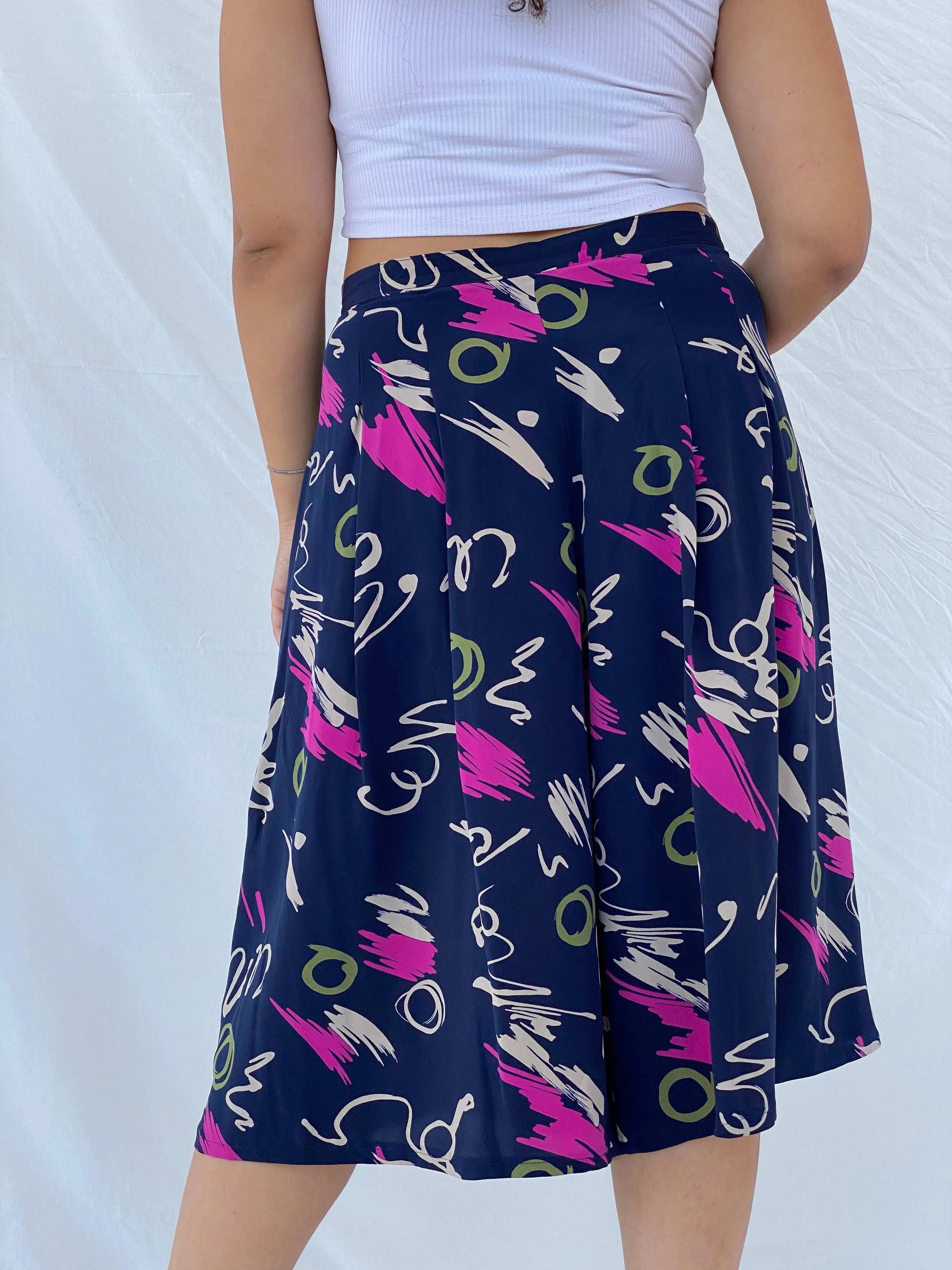 Vintage 90s Navy and Pink Bermuda Shorts Size L - Balagan Vintage Shorts 00s, 90s, Bermuda Shorts, Dina, shorts