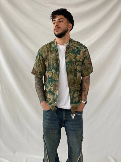 Vintage 90s Oleg Cassini Green Half Sleeve Men‘s Shirt - M - Balagan Vintage Half Sleeve Top 90s, half sleeve shirt, Hamza, mens shirt, winter