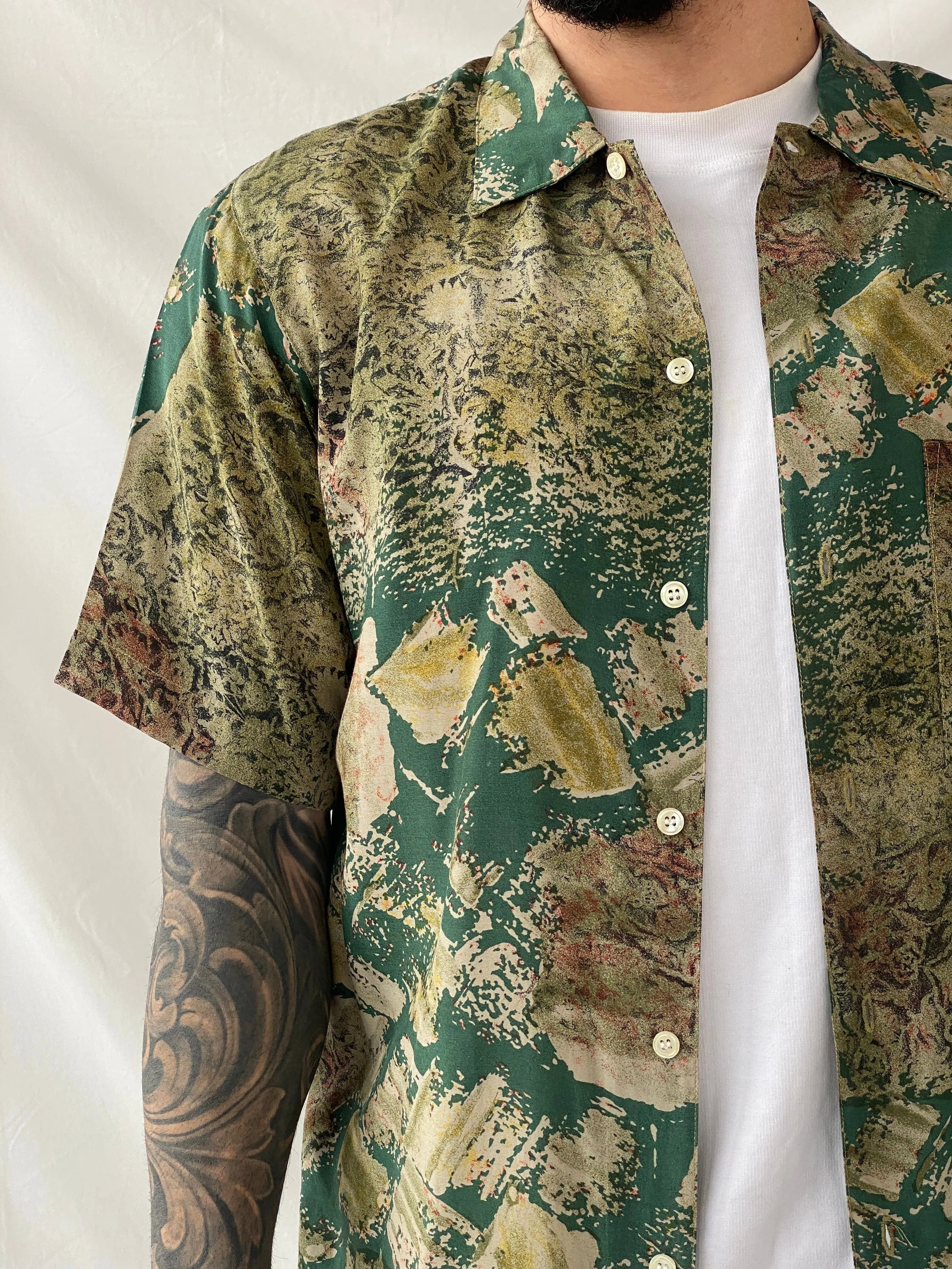 Vintage 90s Oleg Cassini Green Half Sleeve Men‘s Shirt - M - Balagan Vintage Half Sleeve Top 90s, half sleeve shirt, Hamza, mens shirt, winter