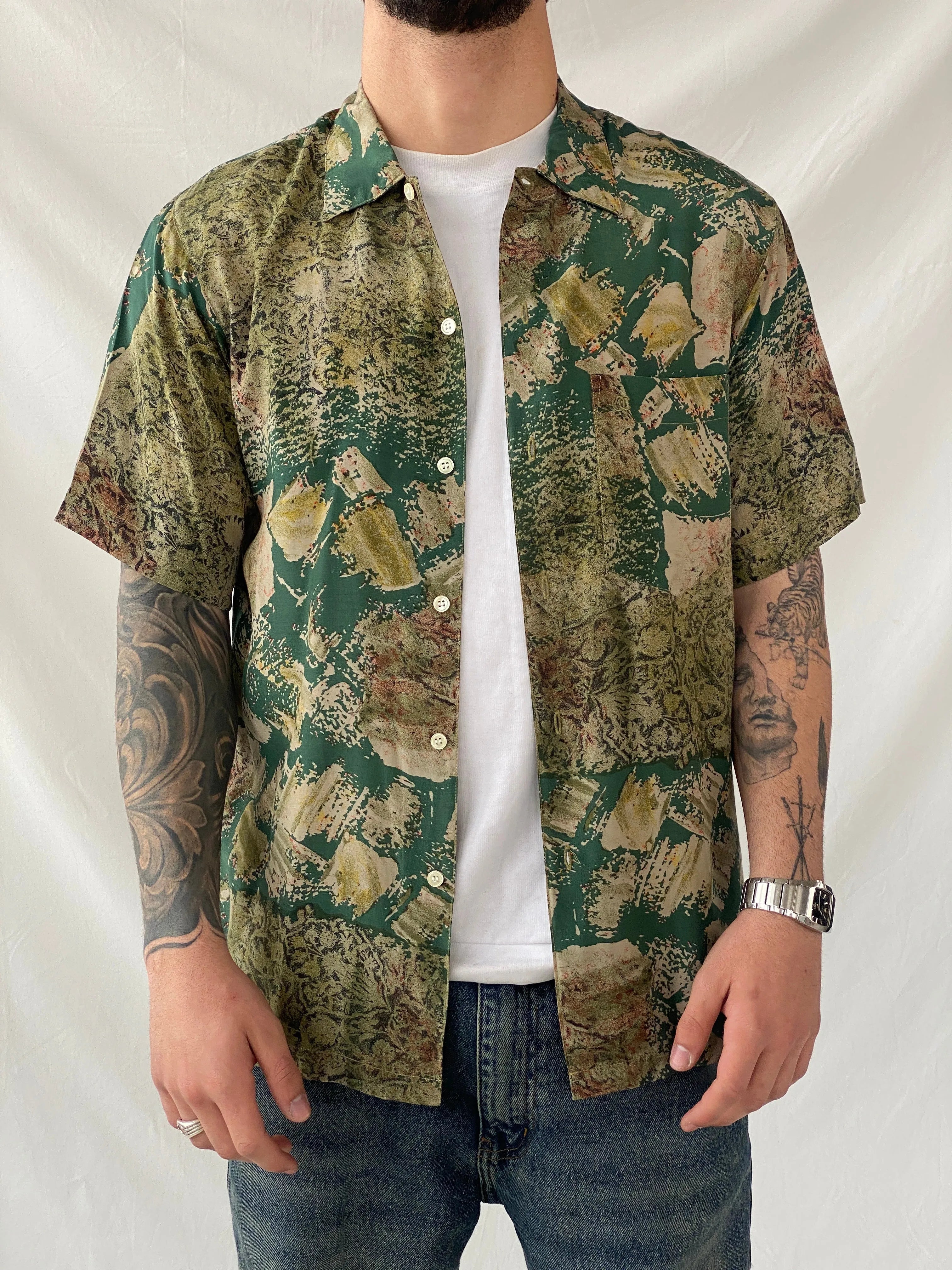 Vintage 90s Oleg Cassini Green Half Sleeve Men‘s Shirt - M - Balagan Vintage Half Sleeve Top 90s, half sleeve shirt, Hamza, mens shirt, winter