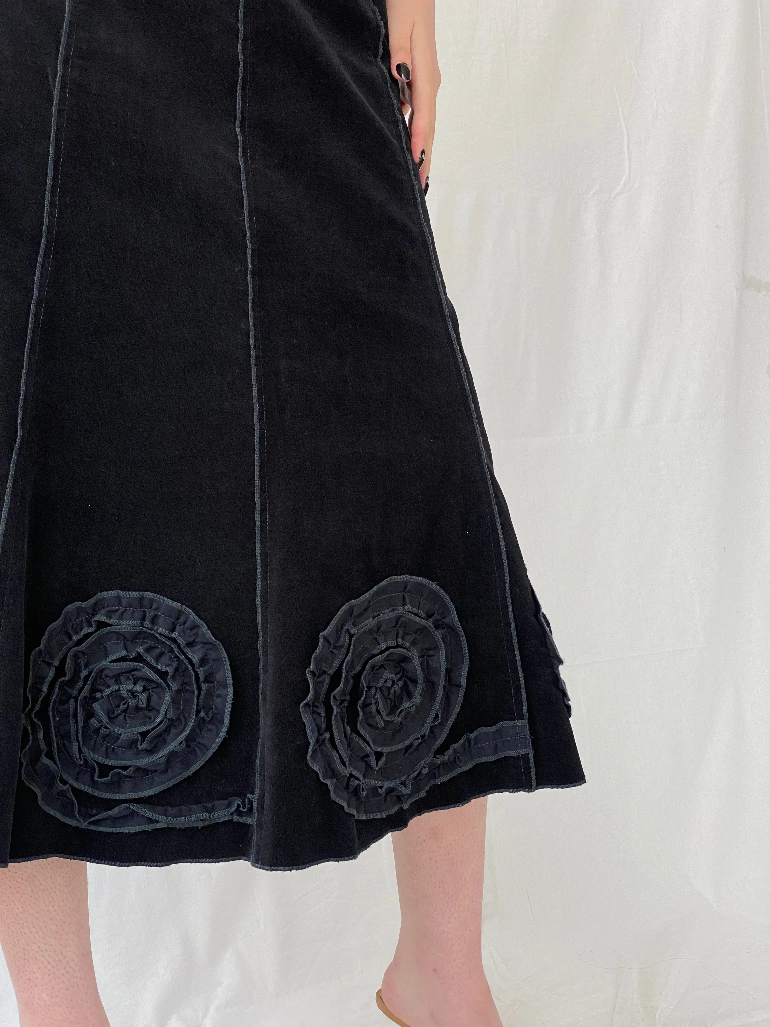 Vintage 90s Tence Black Grunge Spiral Details Midi Velvet A-Line Skirt - M - Balagan Vintage Midi Skirt 00s, Ayah, midi skirt, women skirt