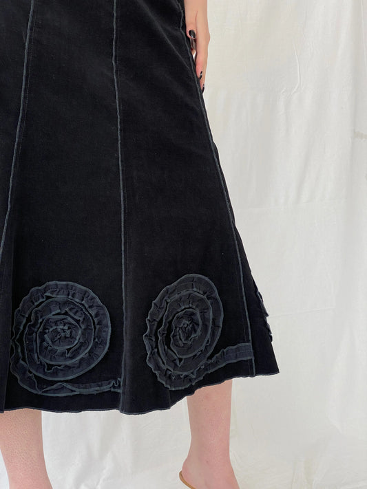 Vintage 90s Tence Black Grunge Spiral Details Midi Velvet A-Line Skirt - M - Balagan Vintage Midi Skirt 00s, Ayah, midi skirt, women skirt
