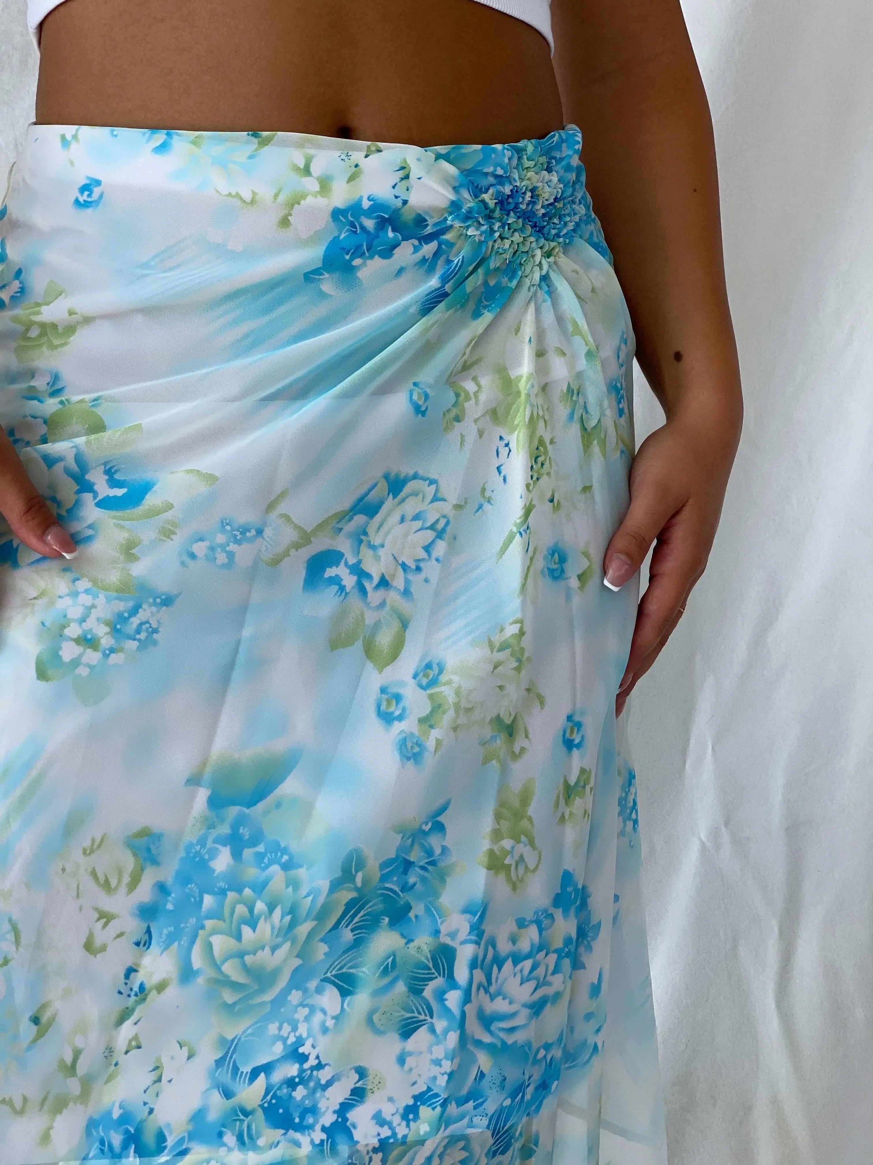 Vintage 90s This Aqua Blue Floral Sheer Chiffon Midi Skirt - M - Balagan Vintage Midi Skirt 00s, Lana, midi skirt, summer