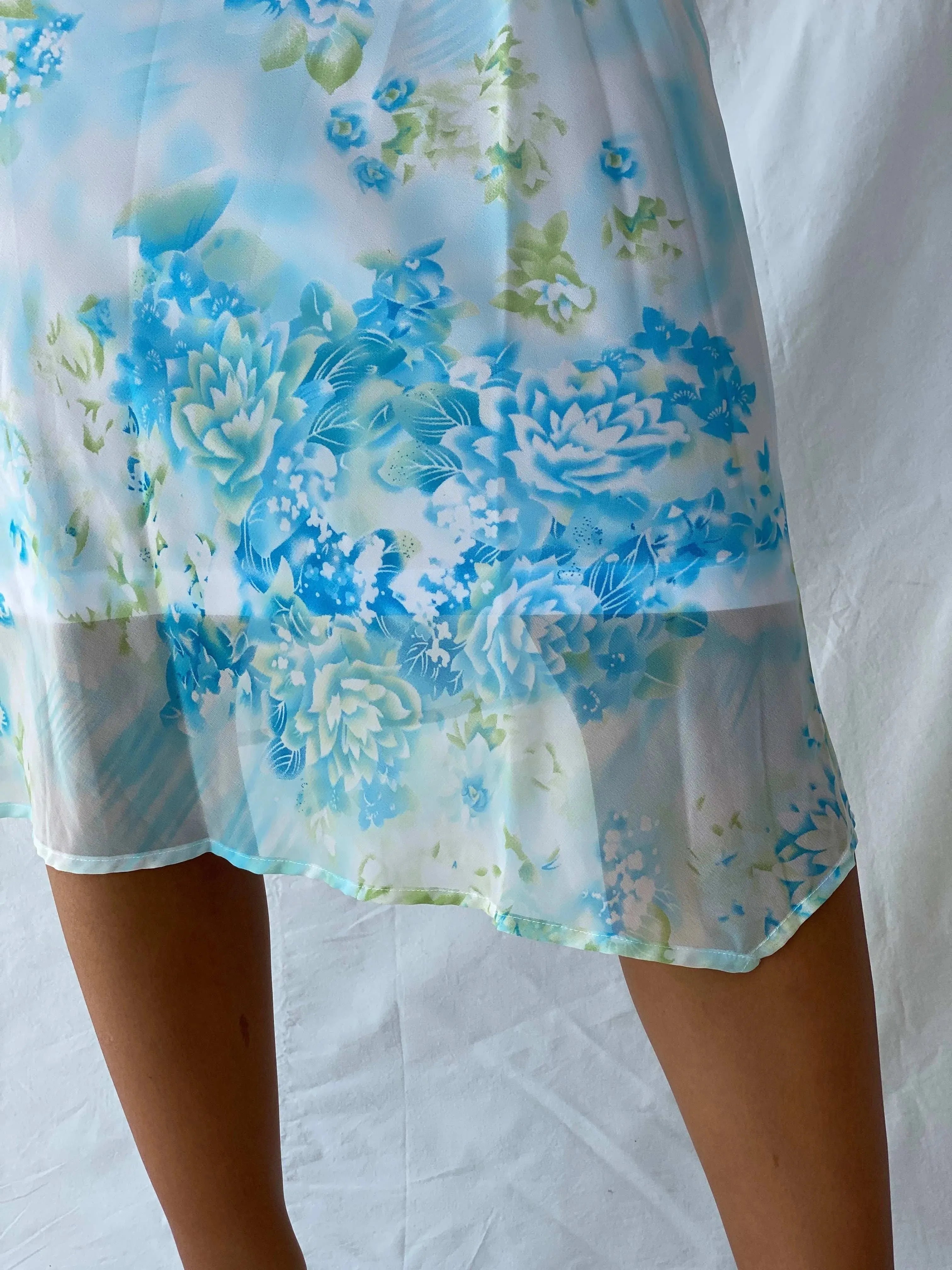 Vintage 90s This Aqua Blue Floral Sheer Chiffon Midi Skirt - M - Balagan Vintage Midi Skirt 00s, Lana, midi skirt, summer