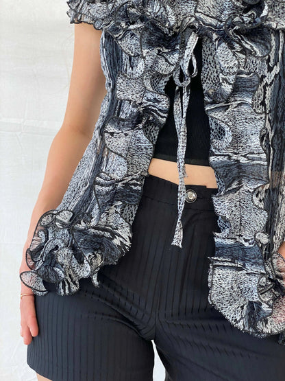 Vintage Animal Print Ruffled Gray Frilled Short Sleeve Blouse - M - Balagan Vintage Half Sleeve Top 00s, animal print, Mira, women top
