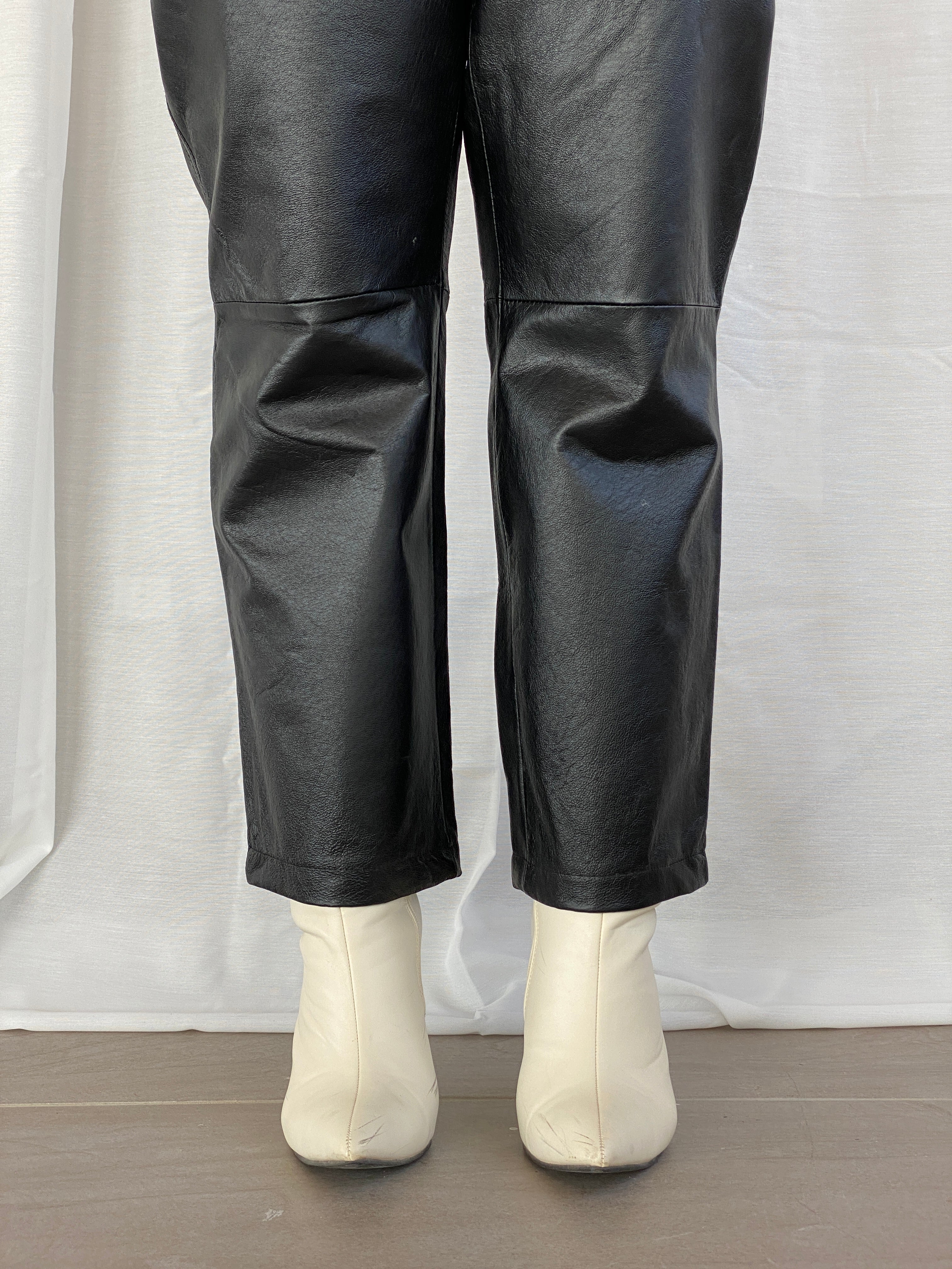 Vintage Black Genuine Leather Bikers High Rise Pants - L - Balagan Vintage Leather Pants black leather, Dina, genuine leather, leather pants