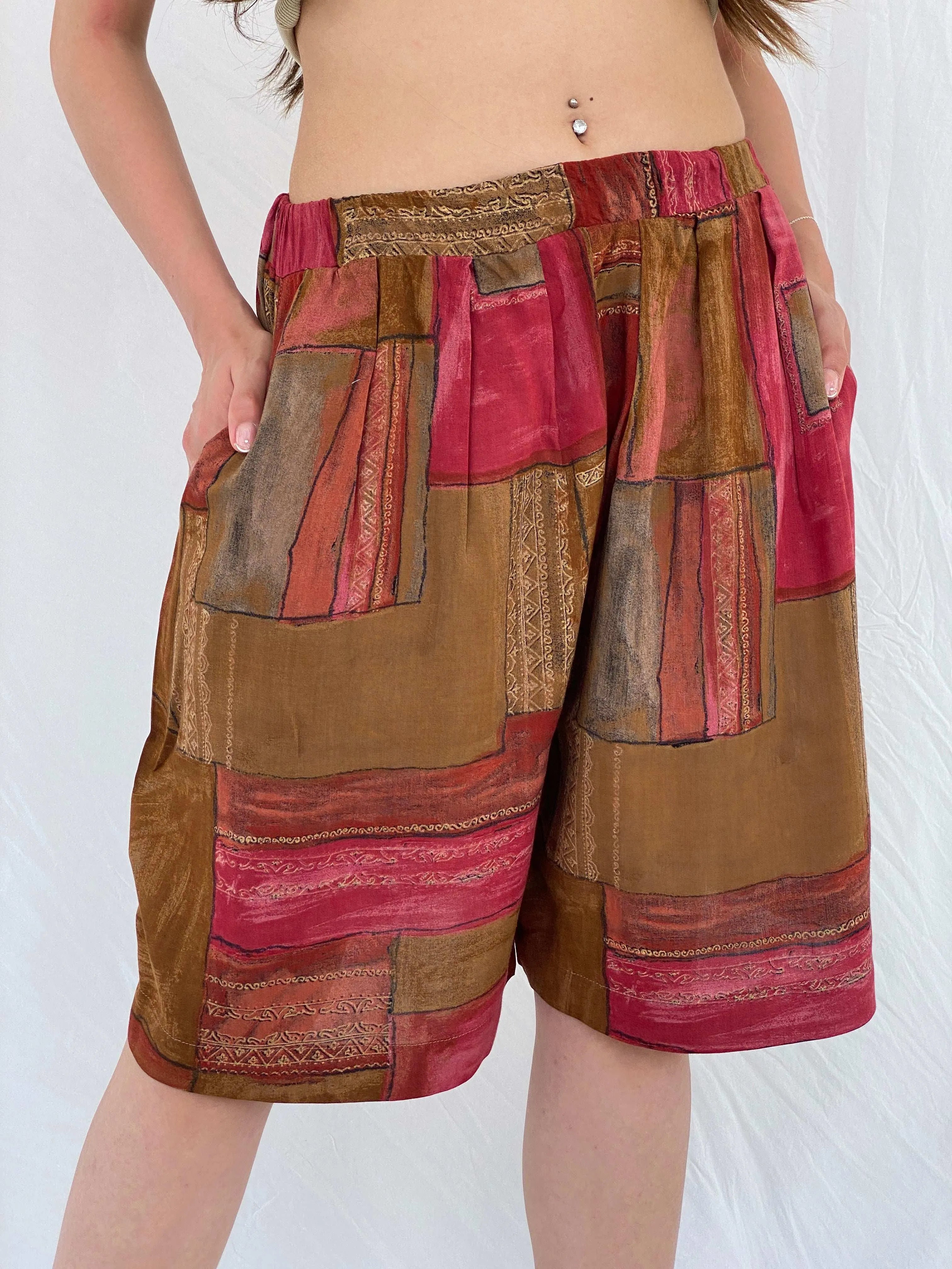 Vintage Boho-Style Handmade Red and Brown Knee Length Shorts - S - Balagan Vintage Shorts 00s, 90s, Bermuda Shorts, Mira, shorts, striped