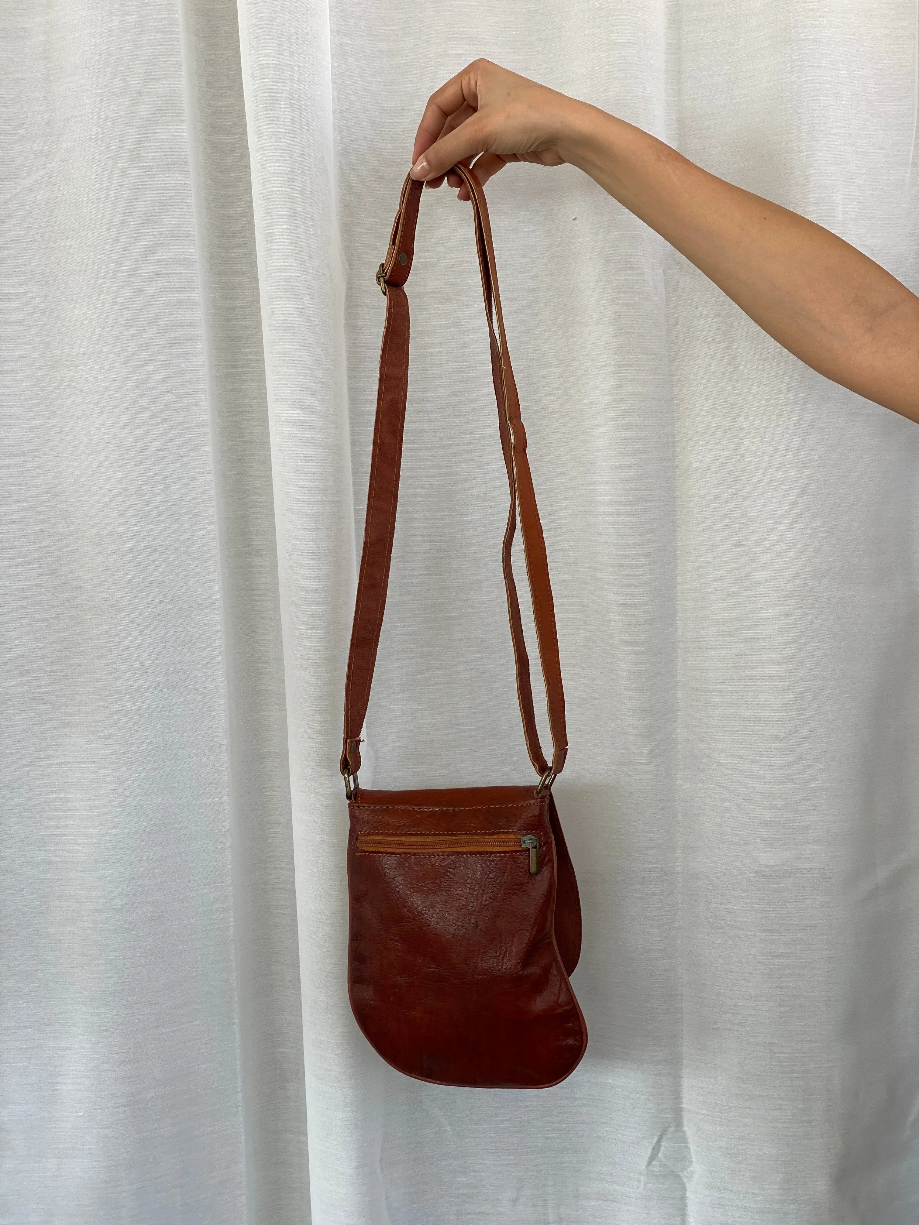 Vintage Brown Genuine Leather Western Sling Crossbody Bag - Balagan Vintage Cross Body Bag 00s, 90s, bag, shoulder bag, Y2K