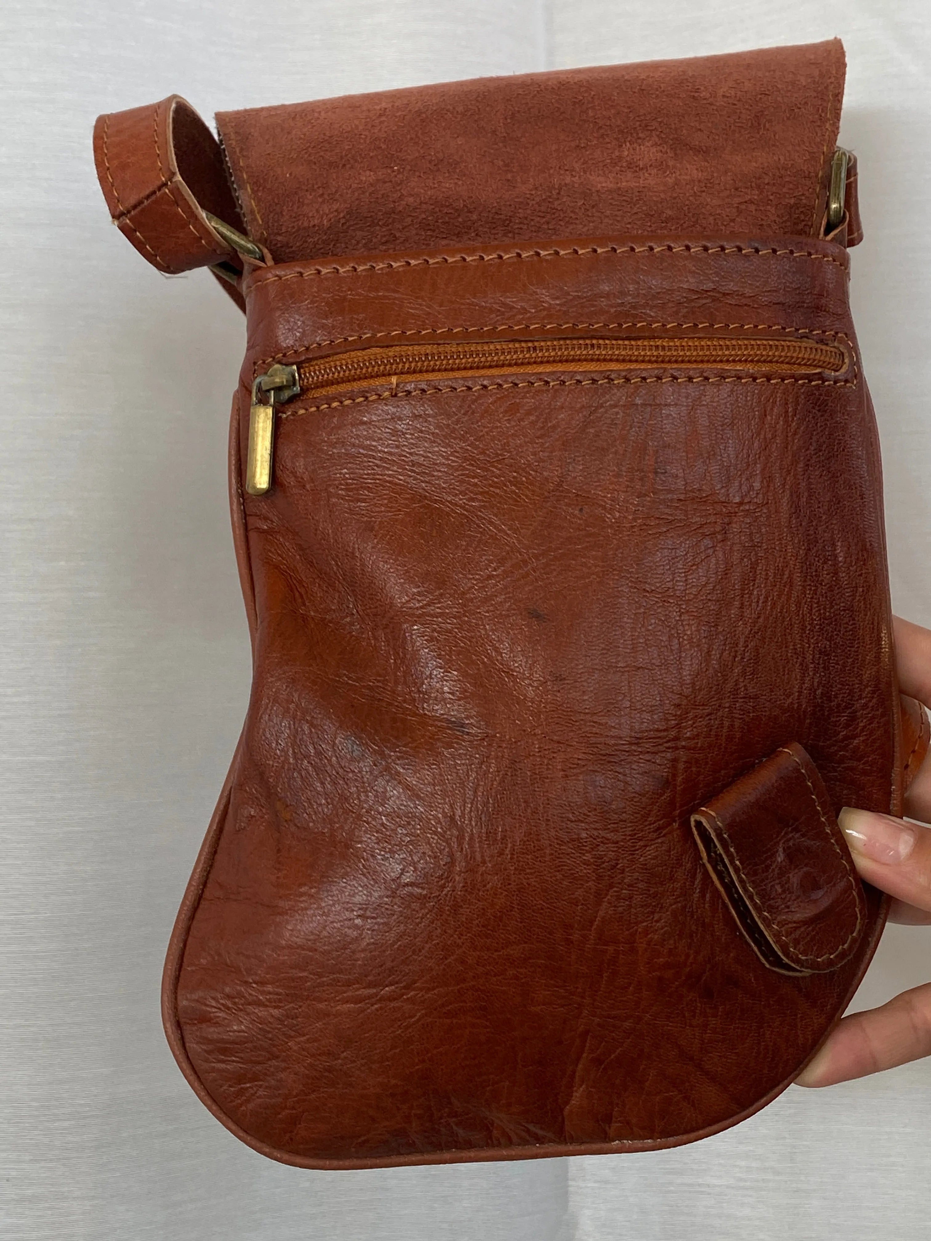 Vintage Brown Genuine Leather Western Sling Crossbody Bag - Balagan Vintage Cross Body Bag 00s, 90s, bag, shoulder bag, Y2K